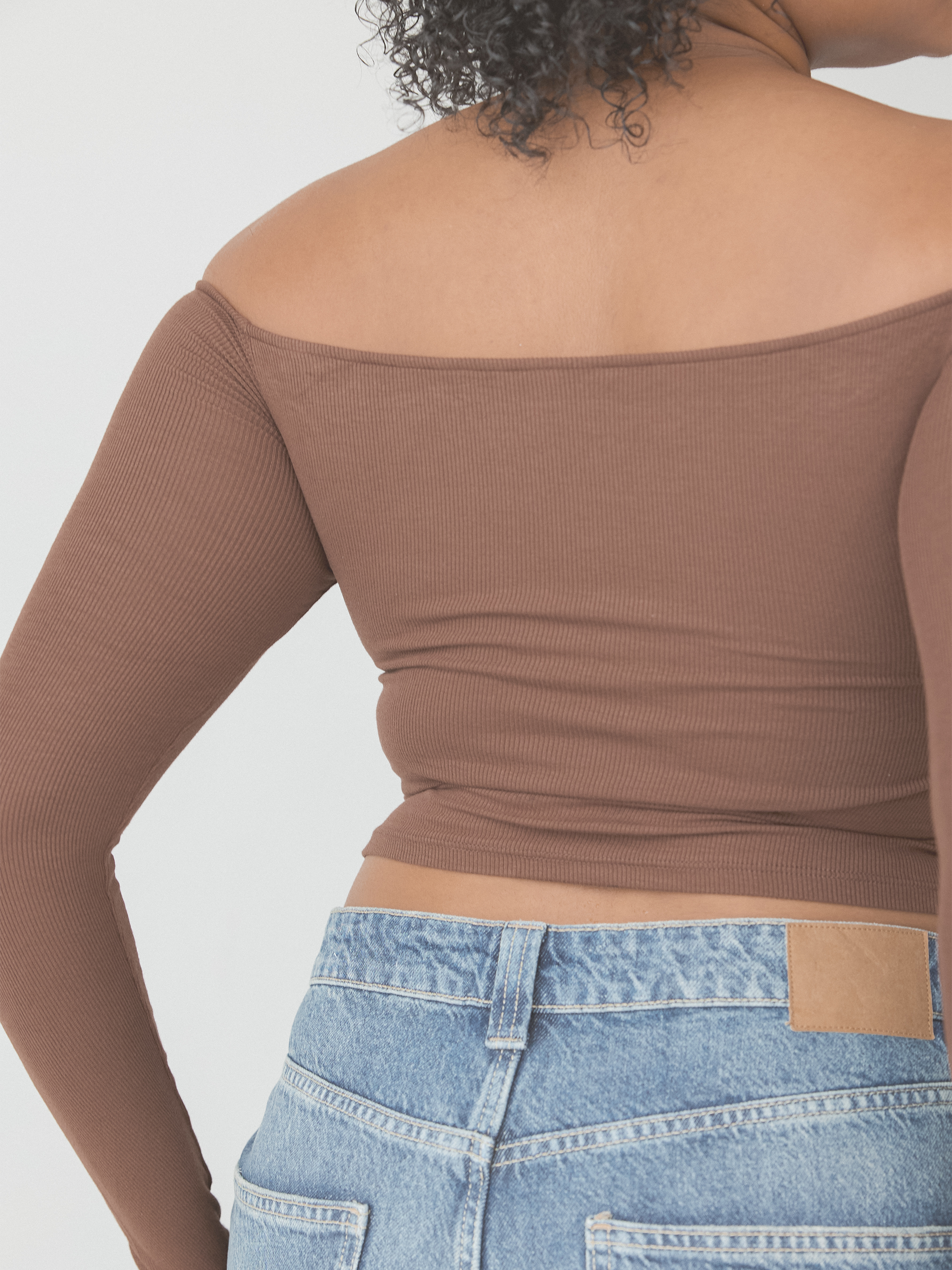 Ribbed Off-Shoulder Crop β Built-In Padding