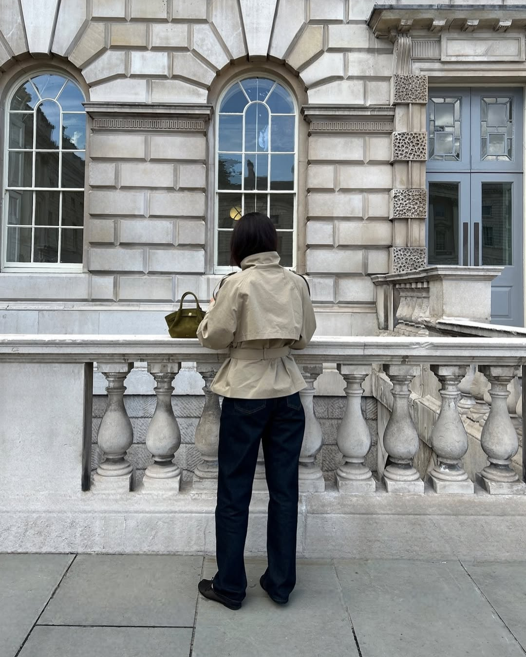 Short Trench Coat – Cropped Chic, Modern Edge