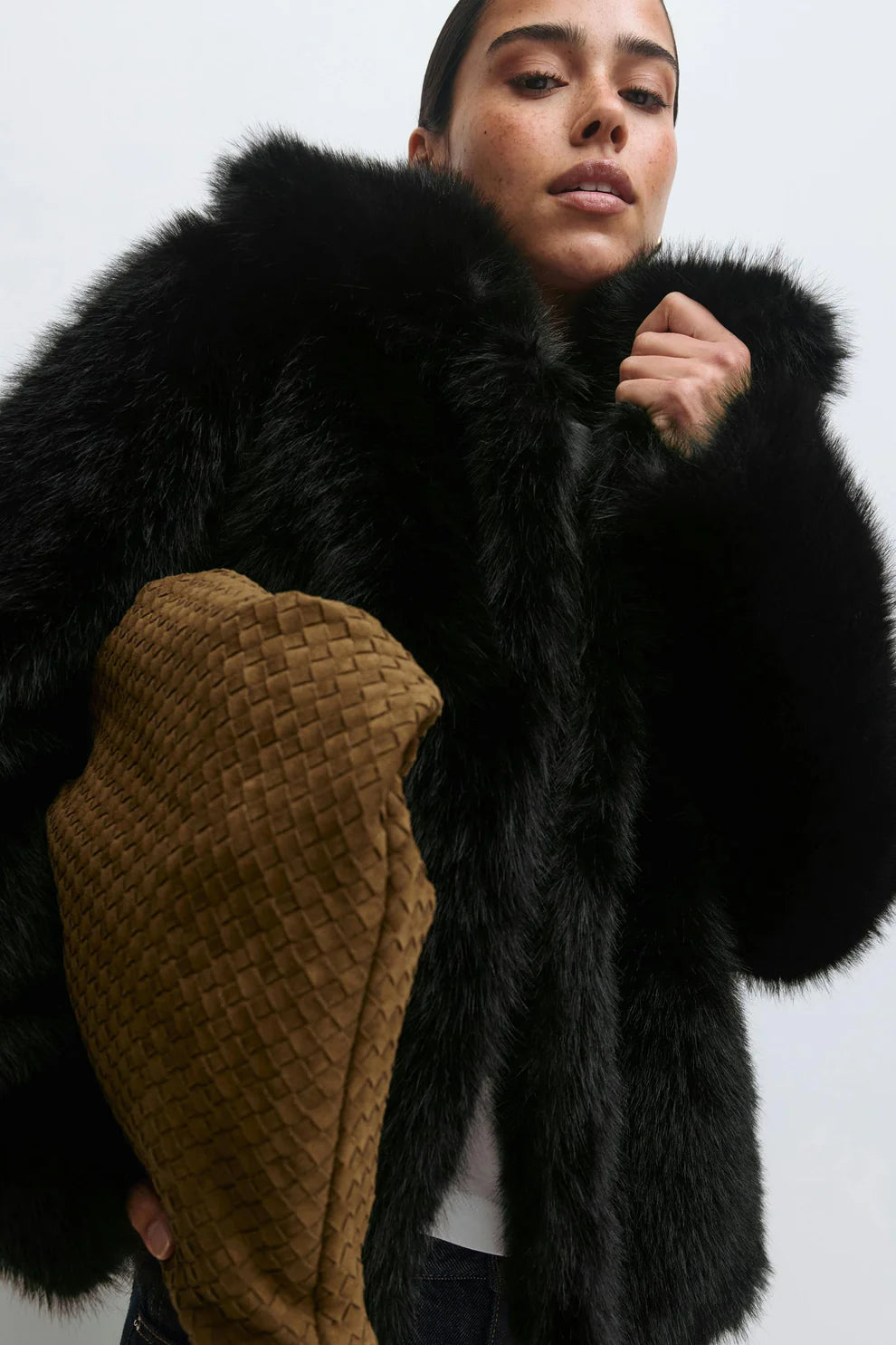 Plush Faux-Fur Jacket – Oversized Collar, Luxe Soft Touch