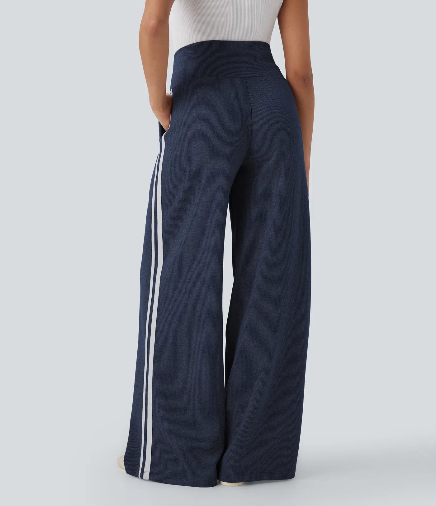 The Luxe Ribbed Lounge Set β High-Waisted Comfort Meets Effortless Chic