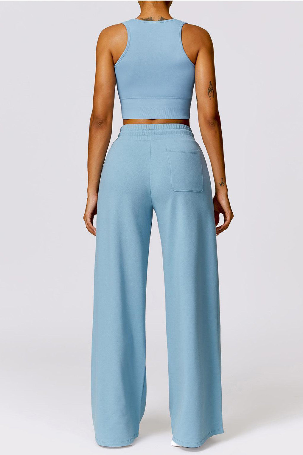 Seamless U-Neck Shaping Crop Tank – Built-In Cups, High Stretch