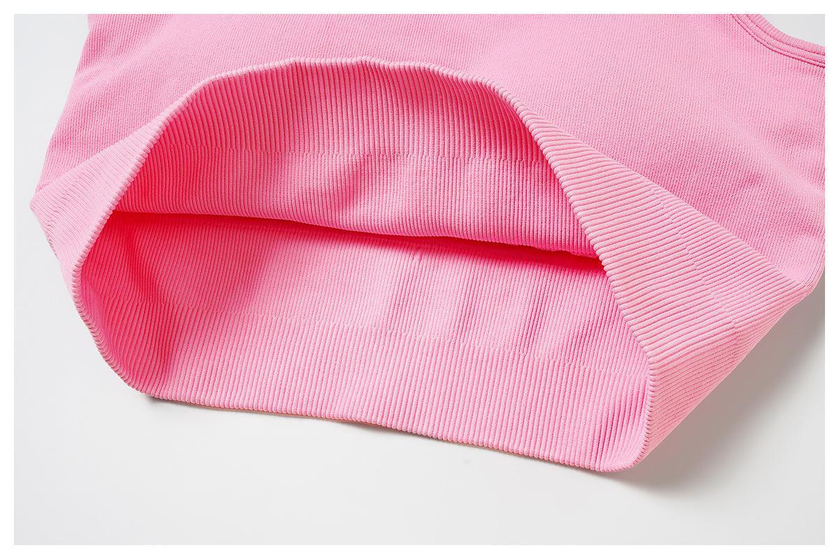 Seamless U-Neck Shaping Crop Tank – Built-In Cups, High Stretch