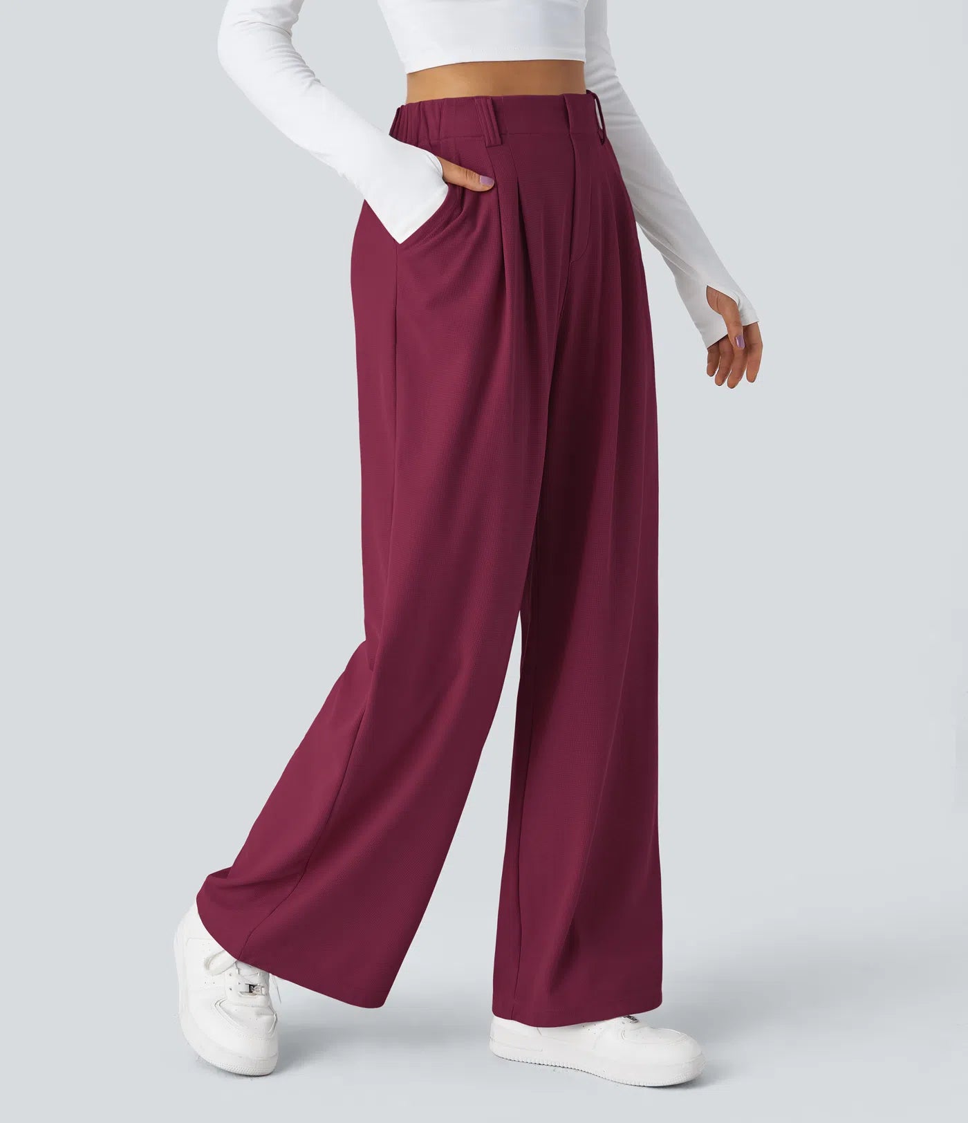 Embossed Wide-Leg Tailored Pants – High-Waist Fit
