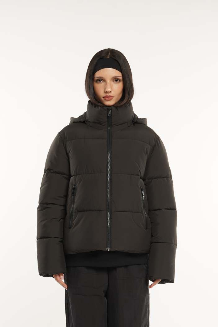 Thermal Puffer Jacket – Removable Hood & Deep Pockets