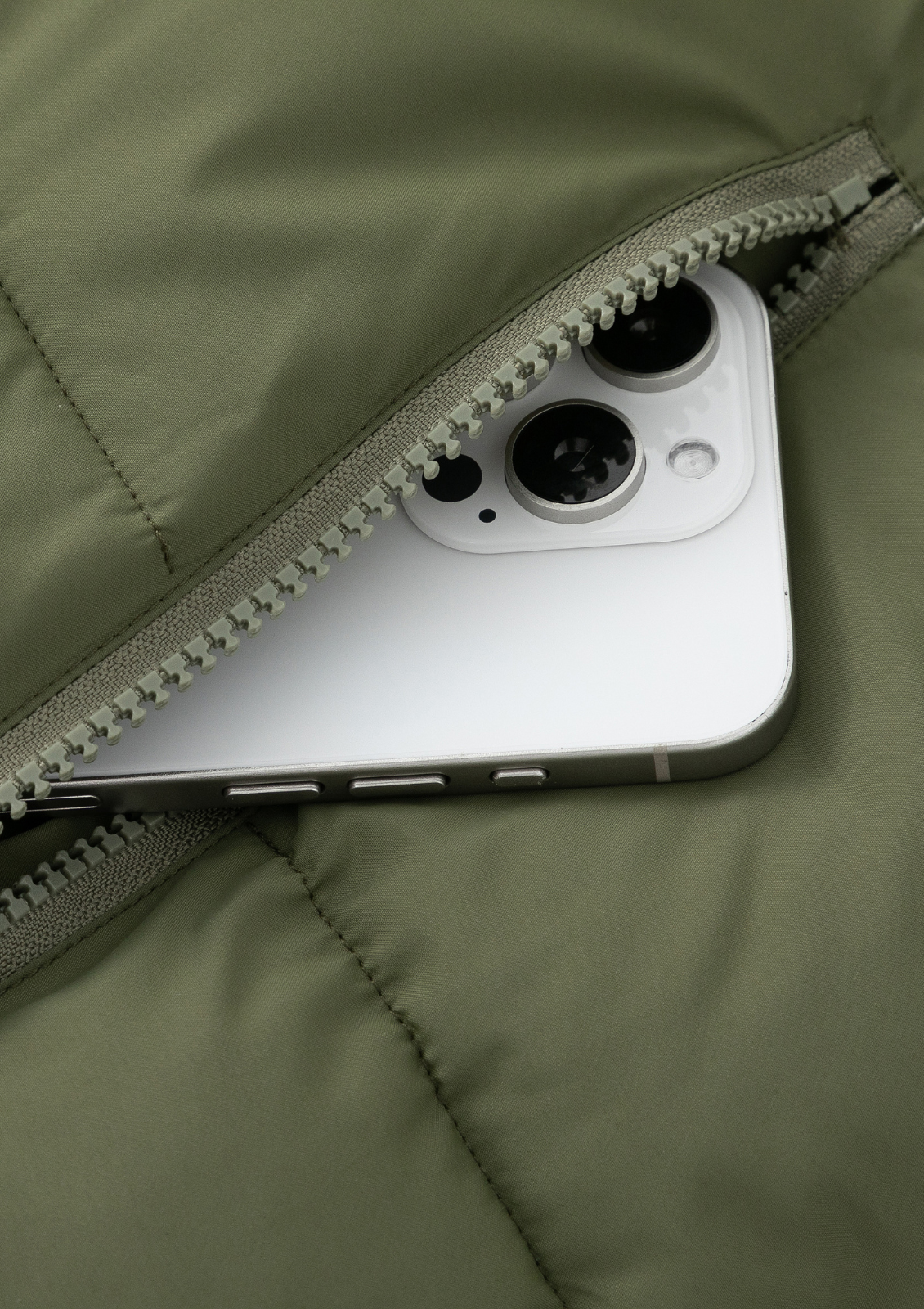 Thermal Puffer Jacket – Removable Hood & Deep Pockets