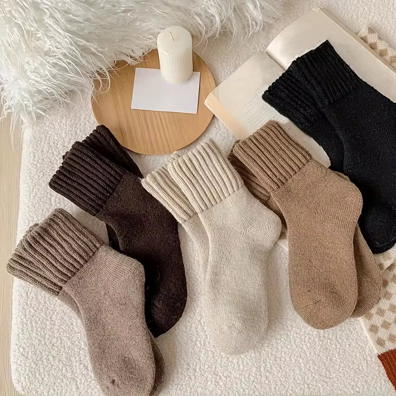 Essential Cozy Ribbed Socks – Fall/Winter Staples