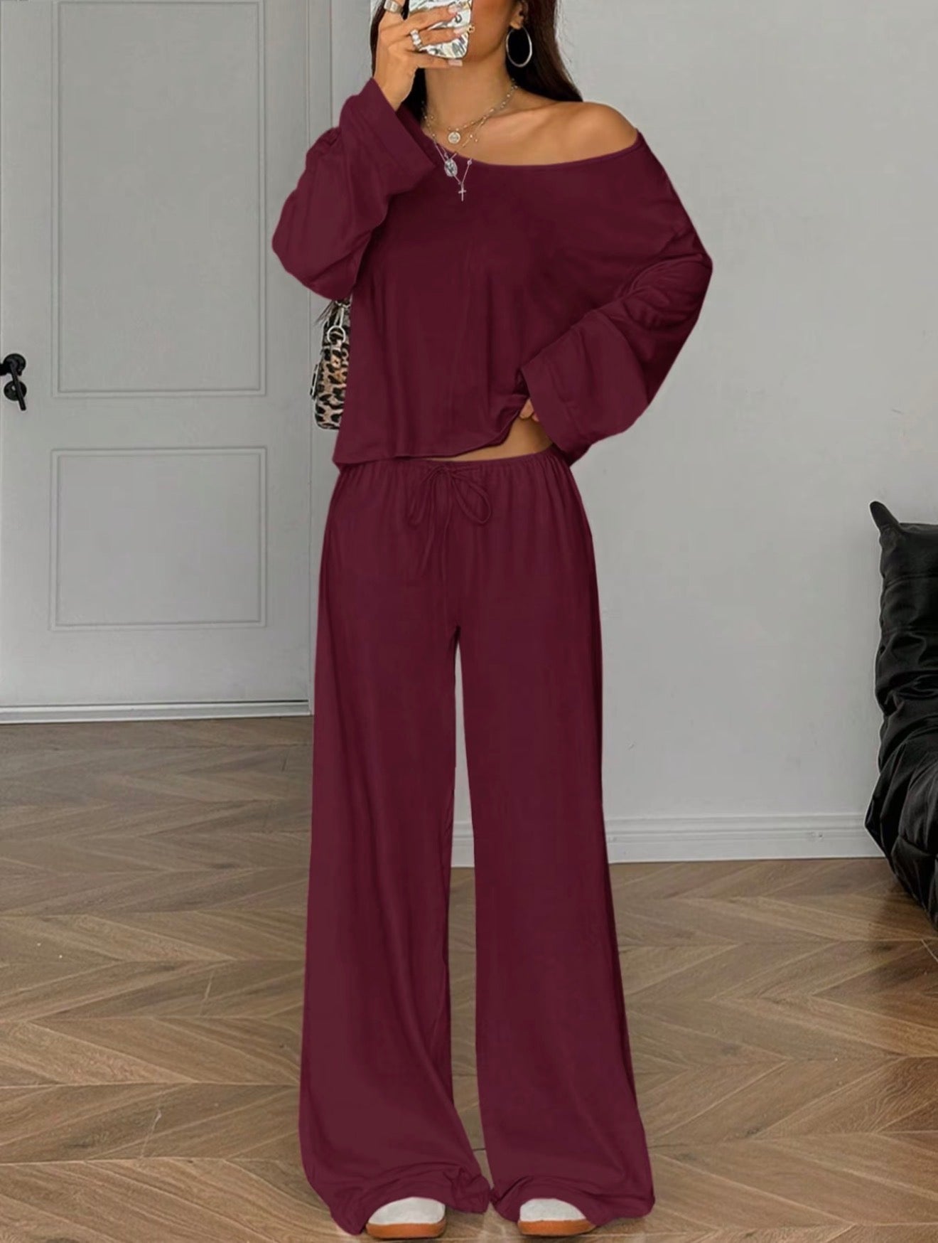 The Soft Lounge Set – Effortless Elegance, All-Day Comfort