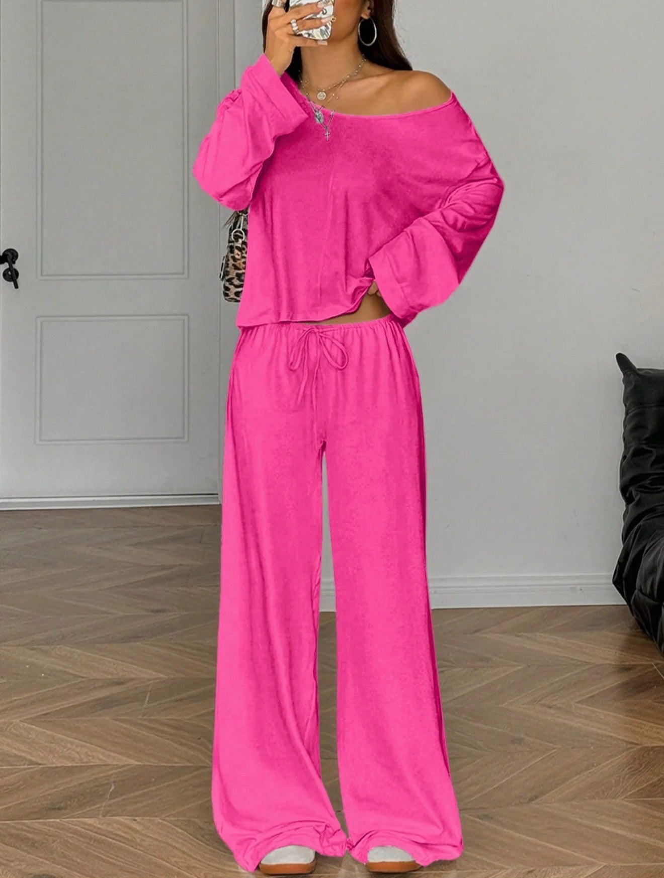 The Soft Lounge Set – Effortless Elegance, All-Day Comfort