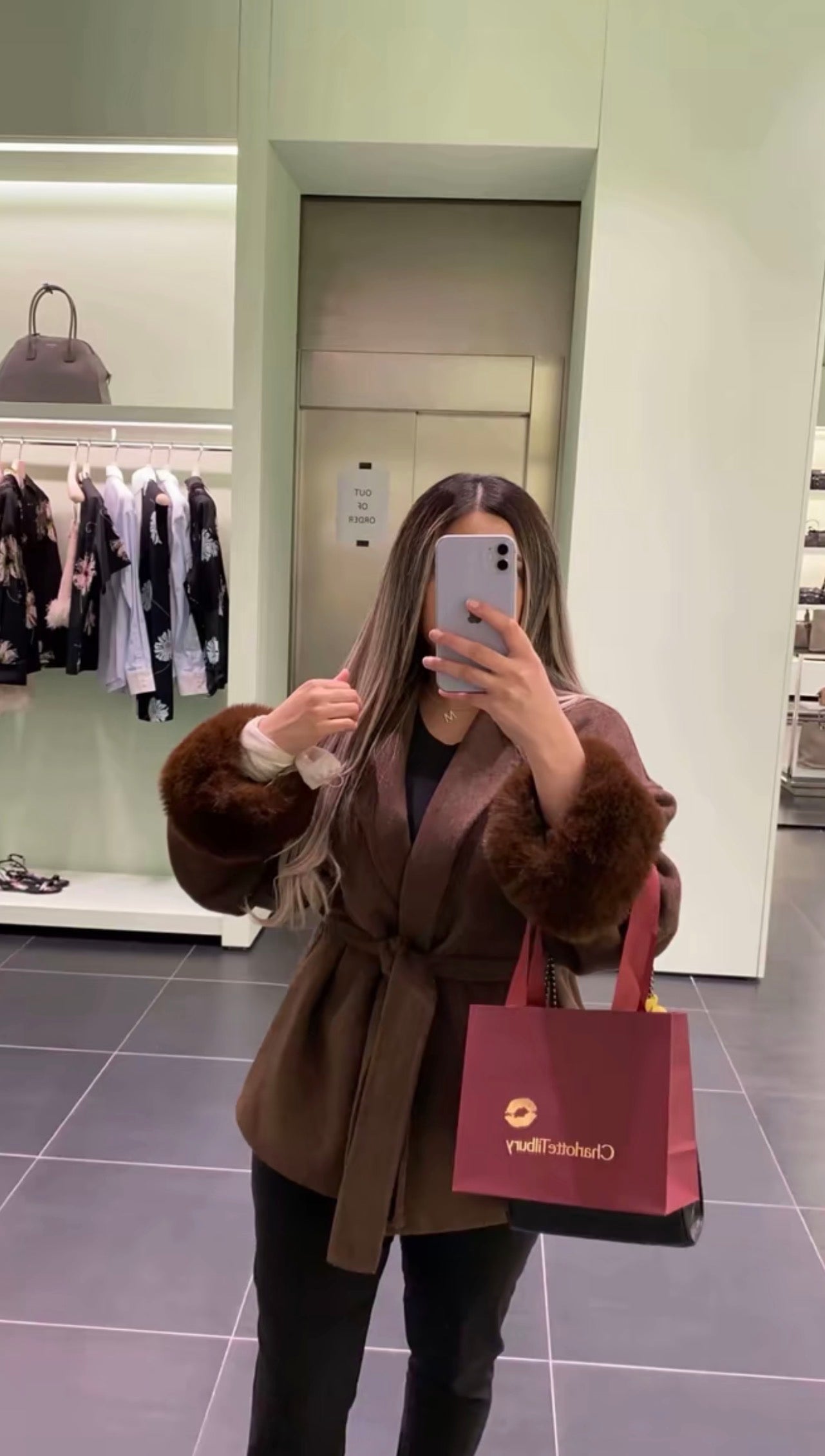 PHOTO POUR WRAM COAT