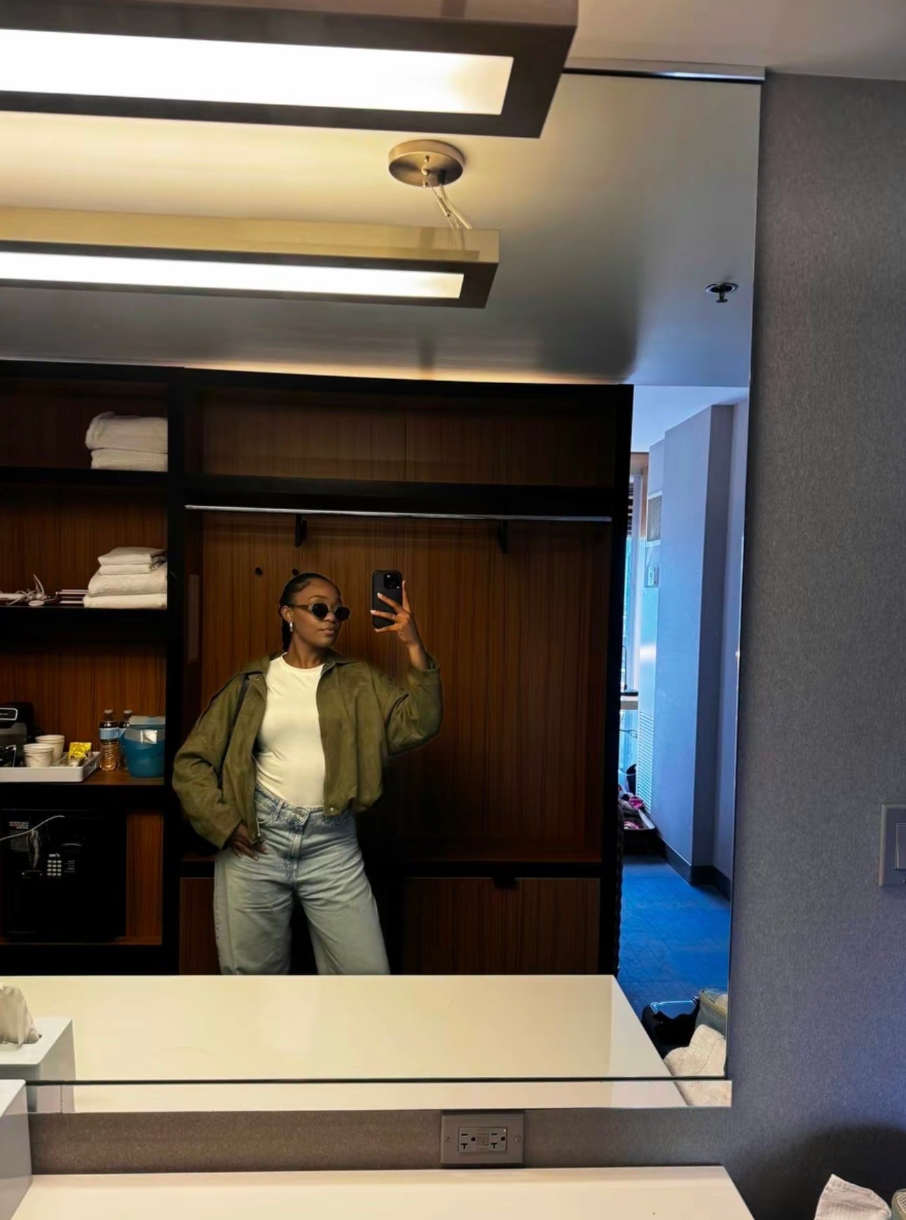 PHOTO Vintage Oversized Suede Bomber Jacket - Relaxed Zip Fit