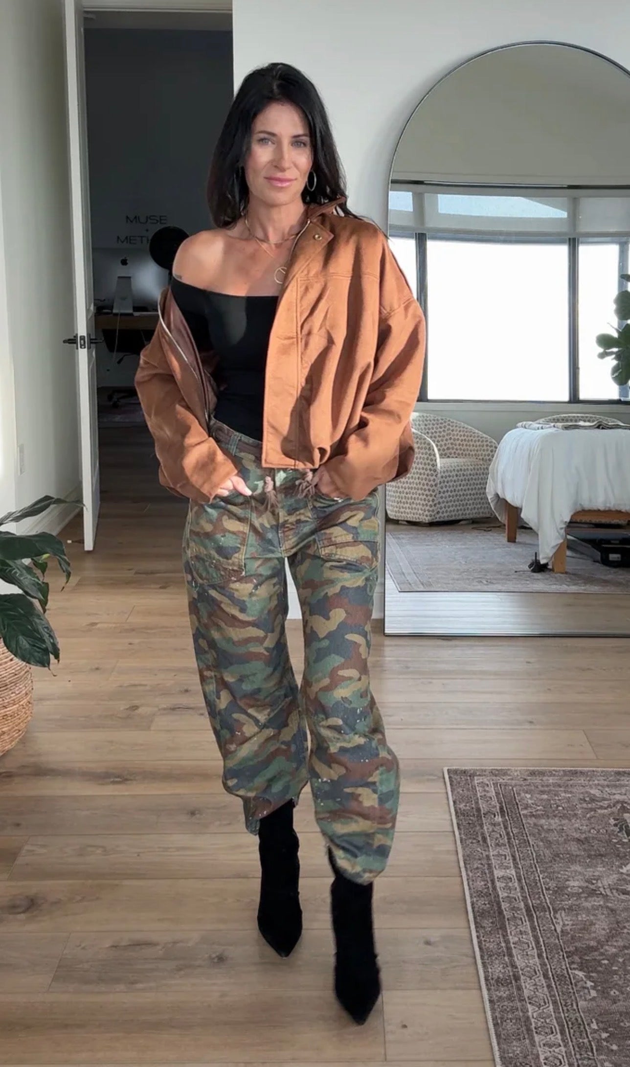 PHOTO Vintage Oversized Suede Bomber Jacket - Relaxed Zip Fit