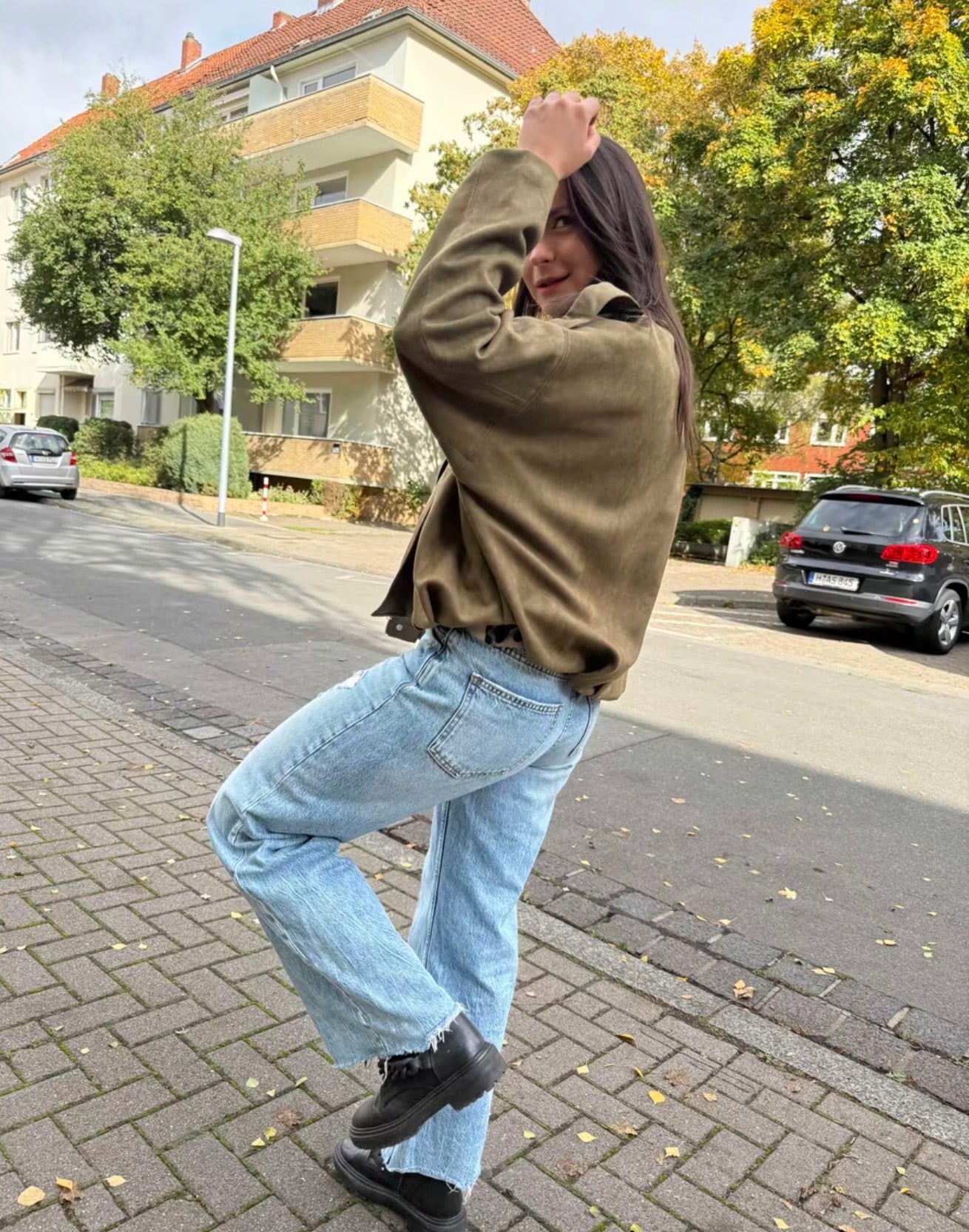 PHOTO Vintage Oversized Suede Bomber Jacket - Relaxed Zip Fit