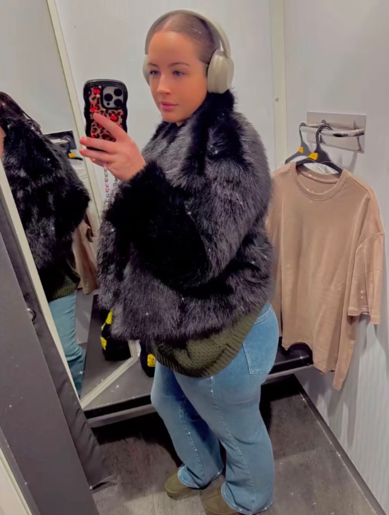 PHOTO Plush Faux-Fur Jacket – Oversized Collar, Luxe Soft Touch