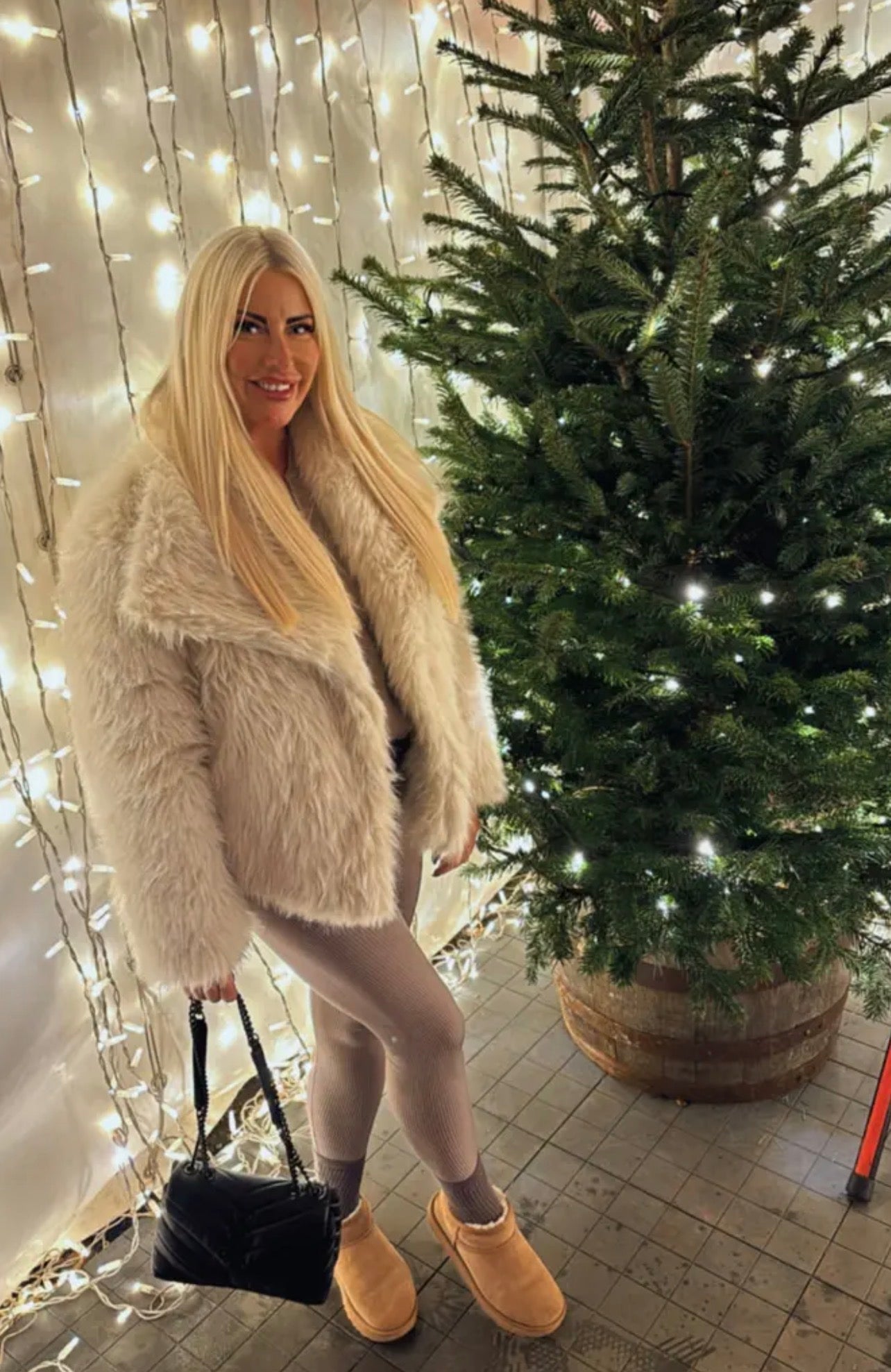 PHOTO Plush Faux-Fur Jacket – Oversized Collar, Luxe Soft Touch