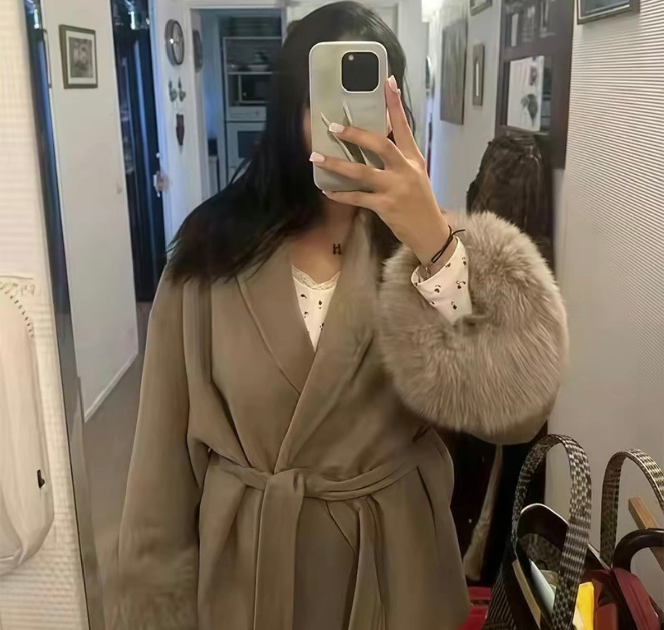 PHOTO POUR WRAM COAT