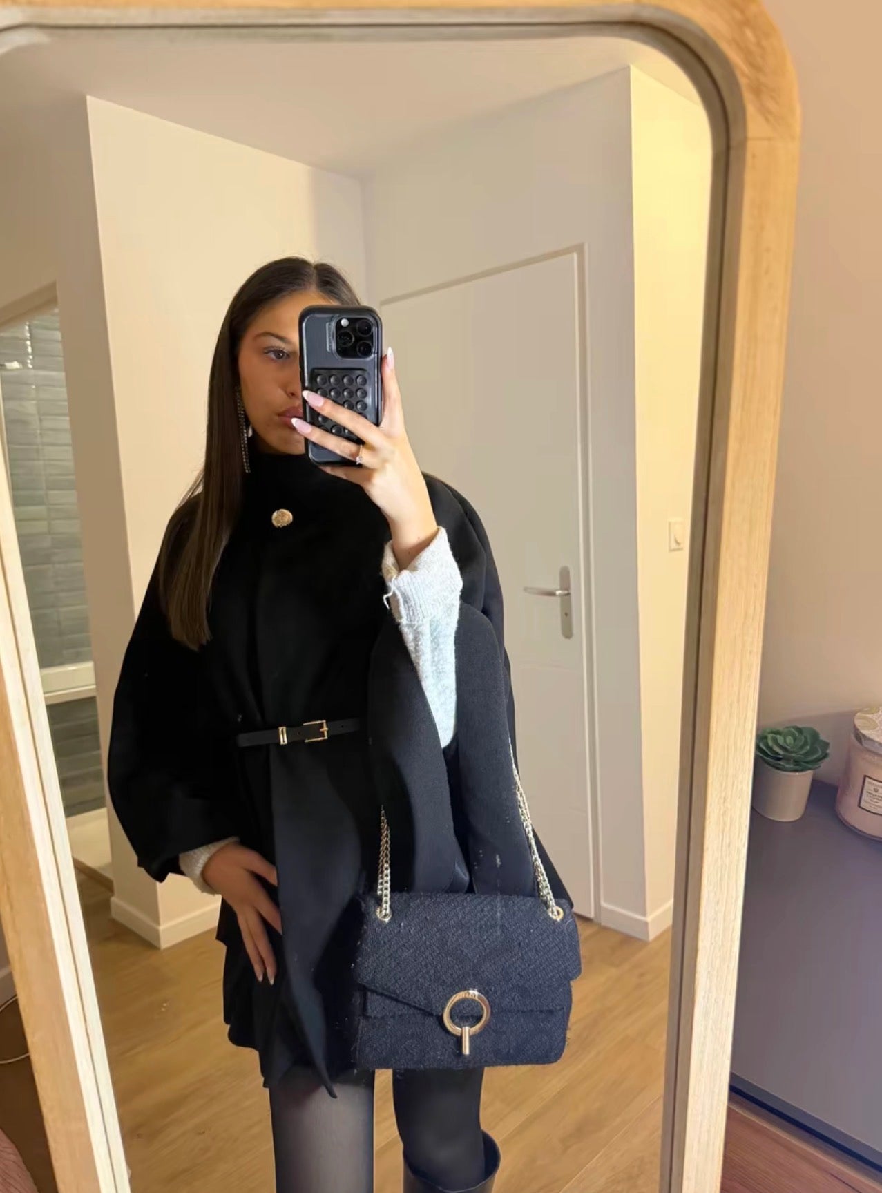 PHOTO Belted High-Neck Cape – One Size Oversized Fit