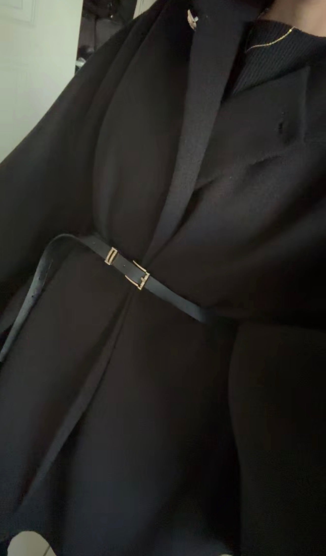 PHOTO Belted High-Neck Cape – One Size Oversized Fit