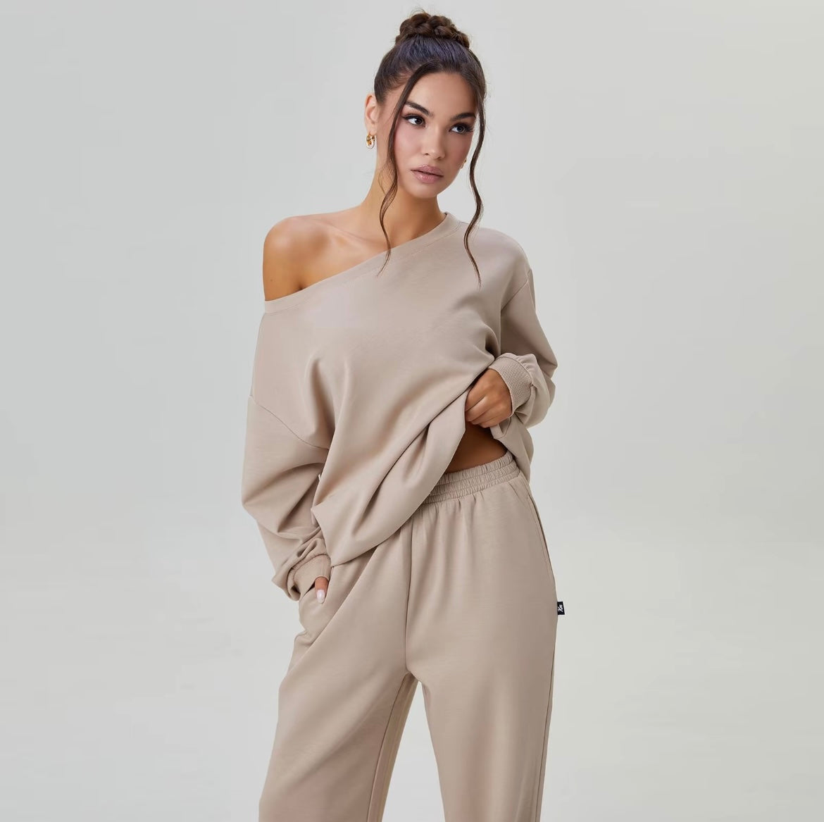 The Allure Lounge Set – Soft Lines, Effortless Style