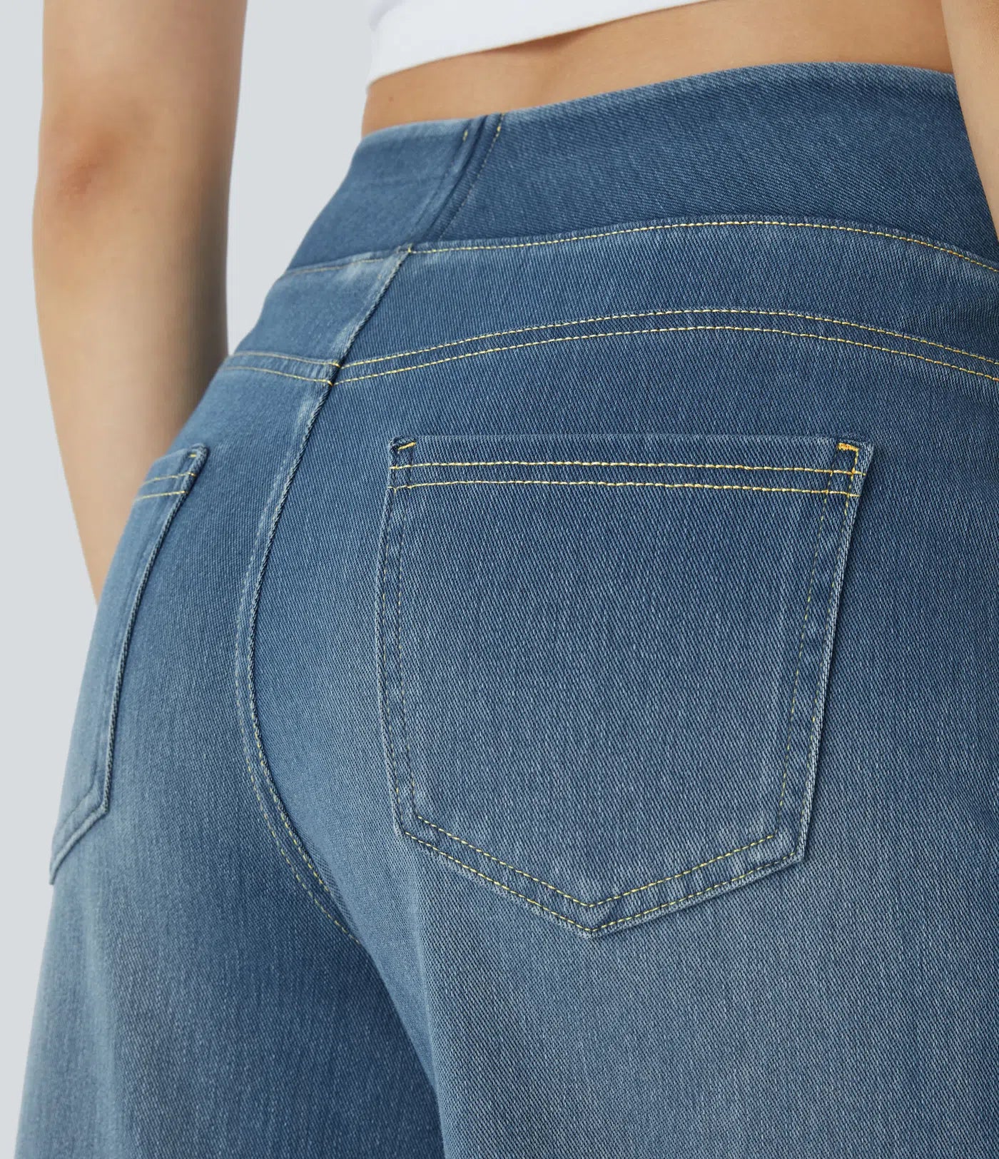 High-Waist Wide-Leg Jeans – Stretch Fit