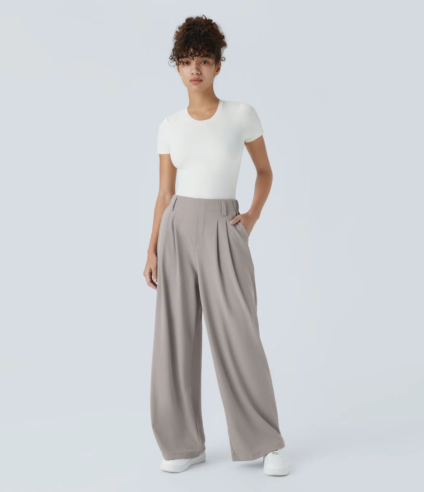 Embossed Wide-Leg Tailored Pants – High-Waist Fit