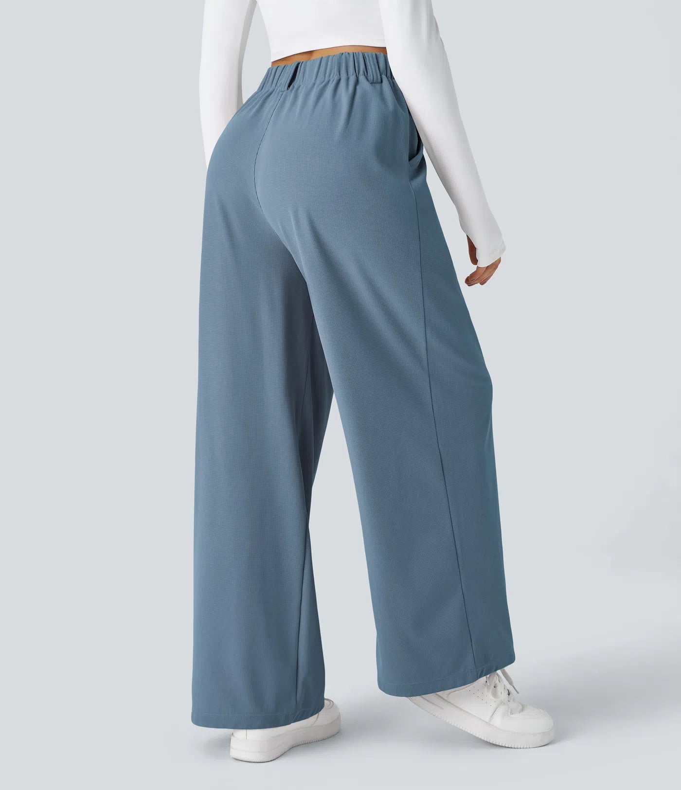 Embossed Wide-Leg Tailored Pants – High-Waist Fit