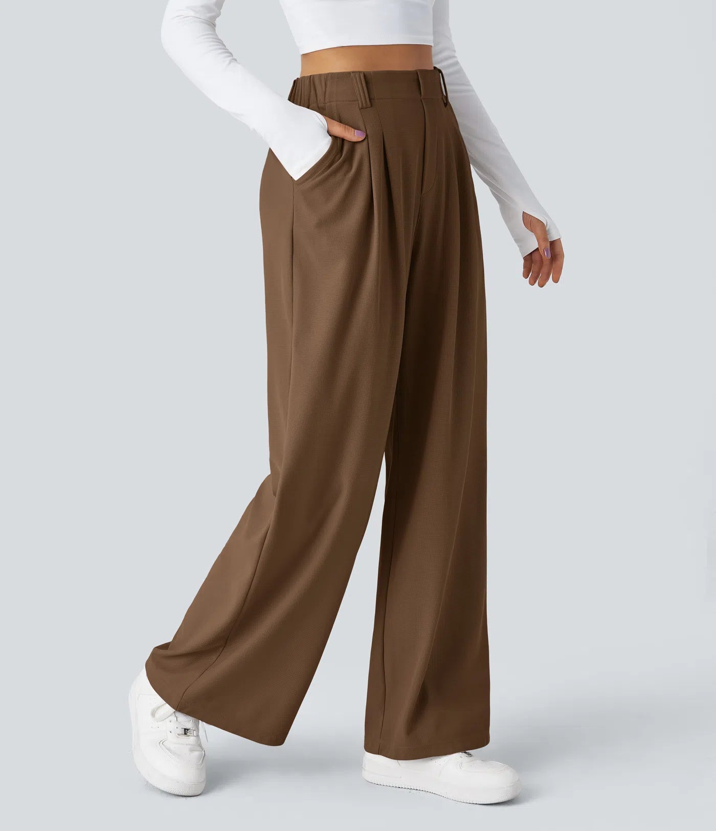Embossed Wide-Leg Tailored Pants – High-Waist Fit