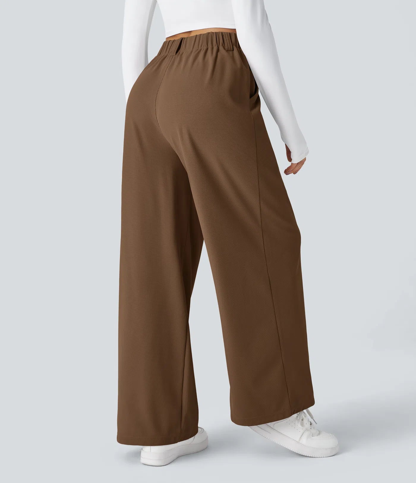 Embossed Wide-Leg Tailored Pants – High-Waist Fit