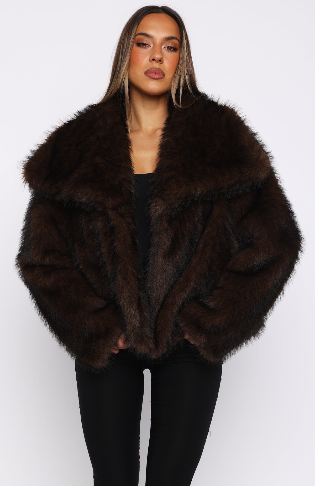 Plush Faux-Fur Jacket – Oversized Collar, Luxe Soft Touch