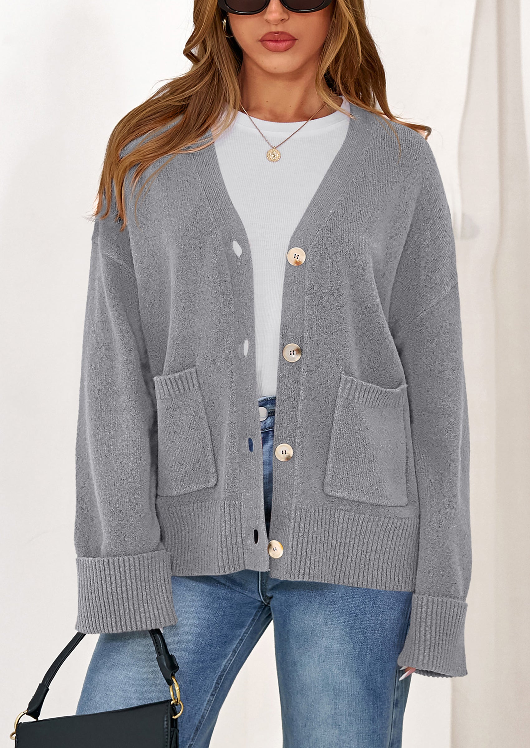 Oversized Chunky Knit Cardigan – V-Neck Button Front