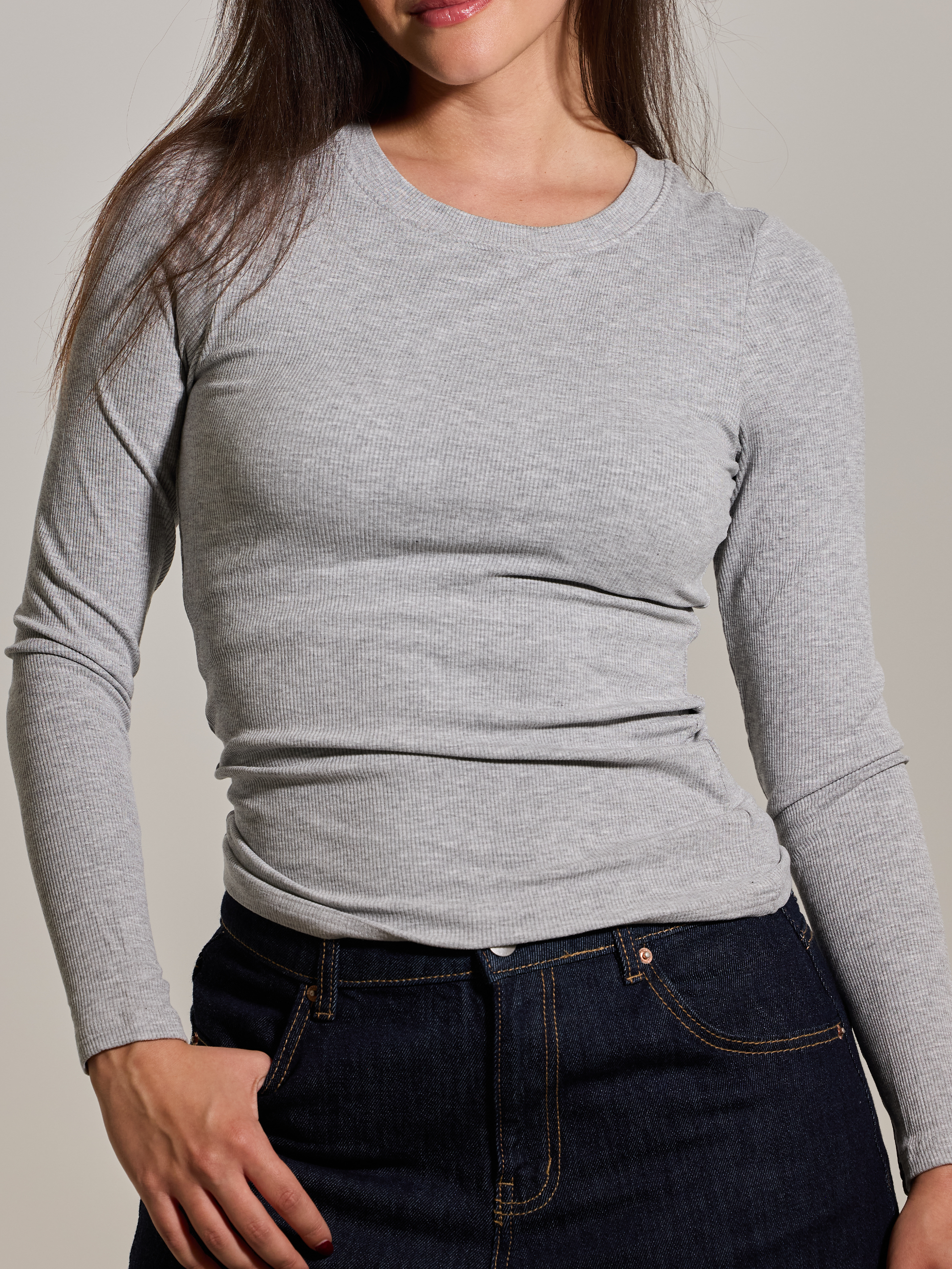 Ribbed Crew Neck Long Sleeve - Build-in Padding