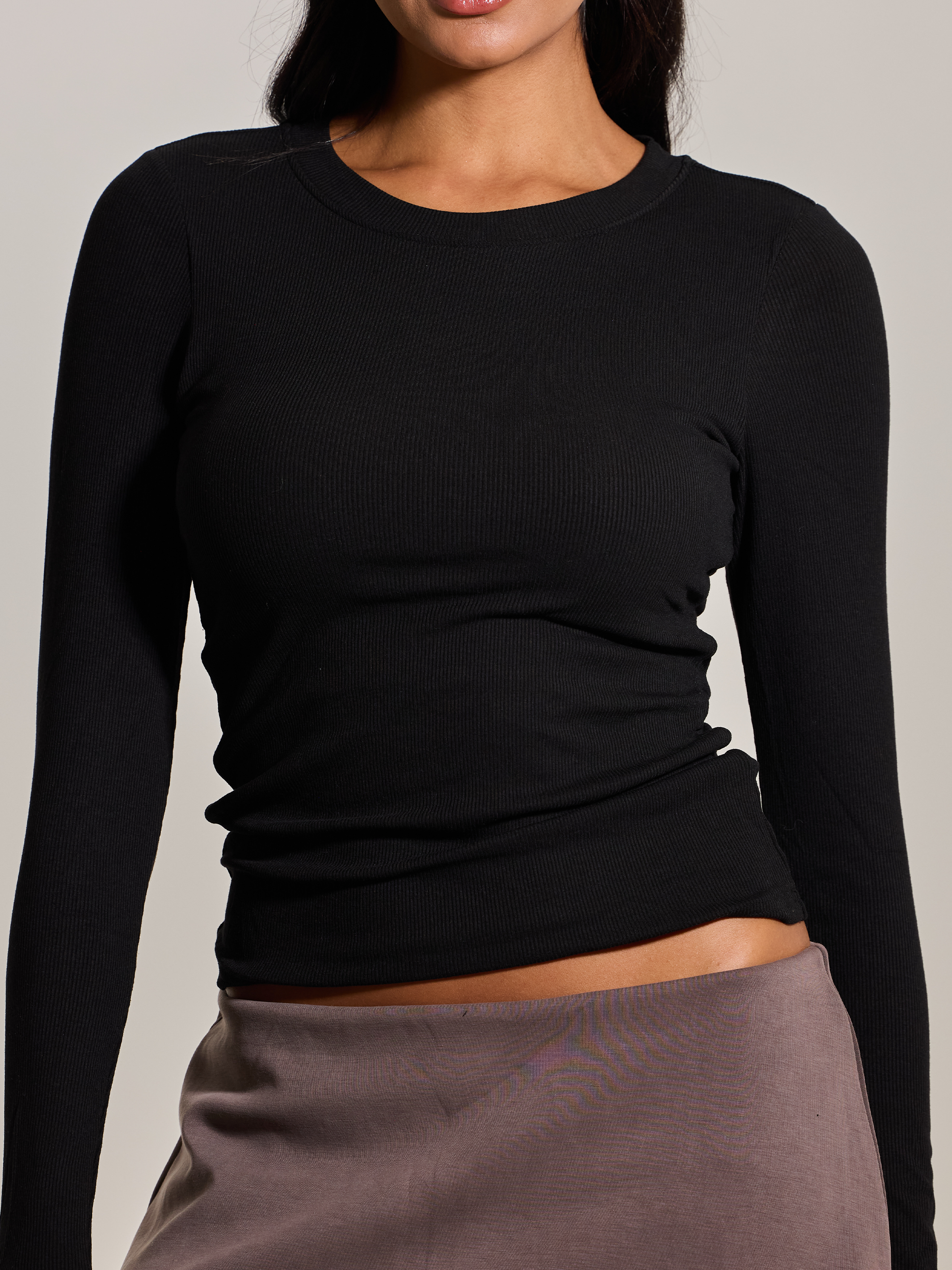Ribbed Crew Neck Long Sleeve - Build-in Padding