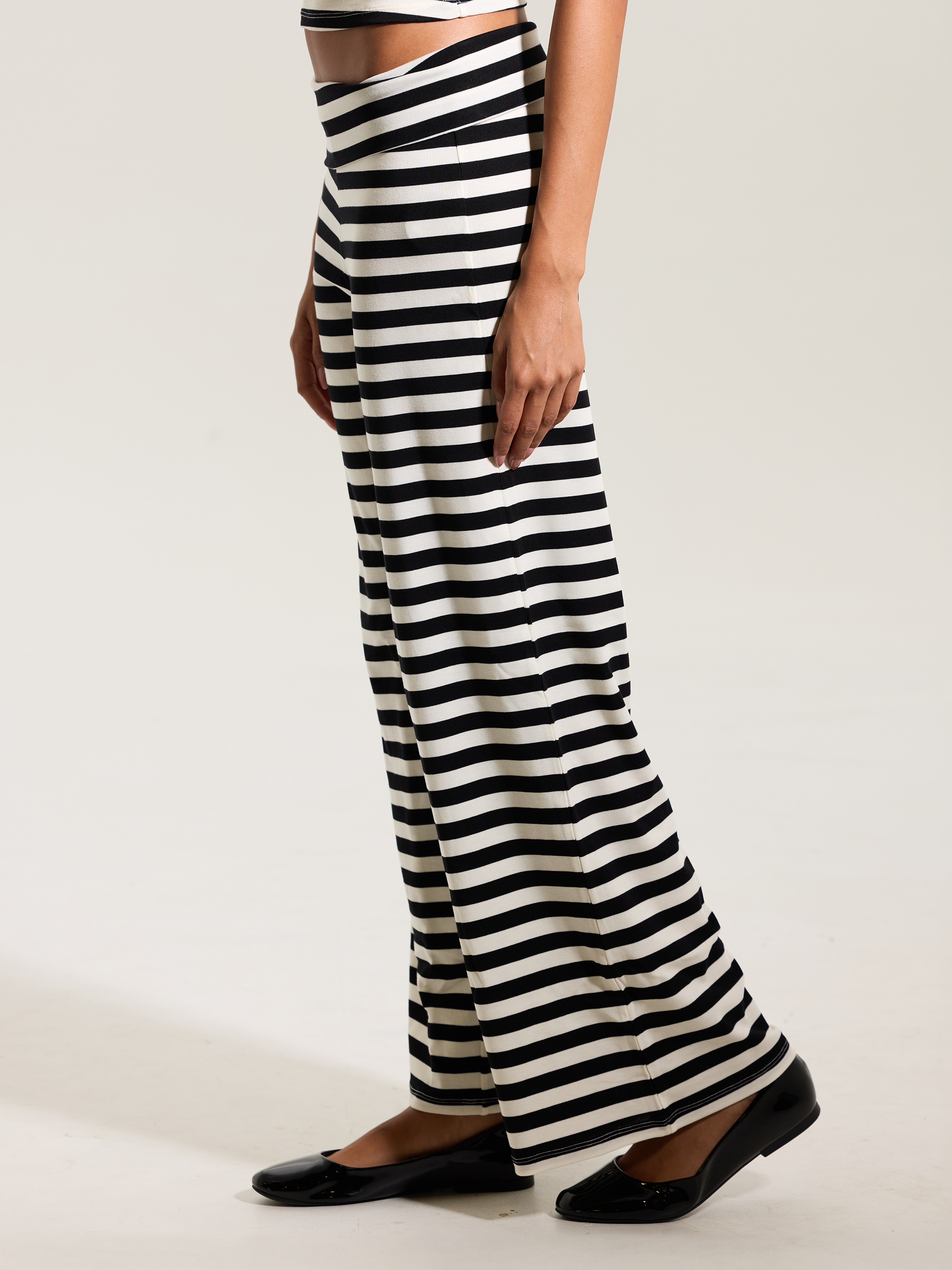 Flowy Fold Over Pants – Stretch Comfort