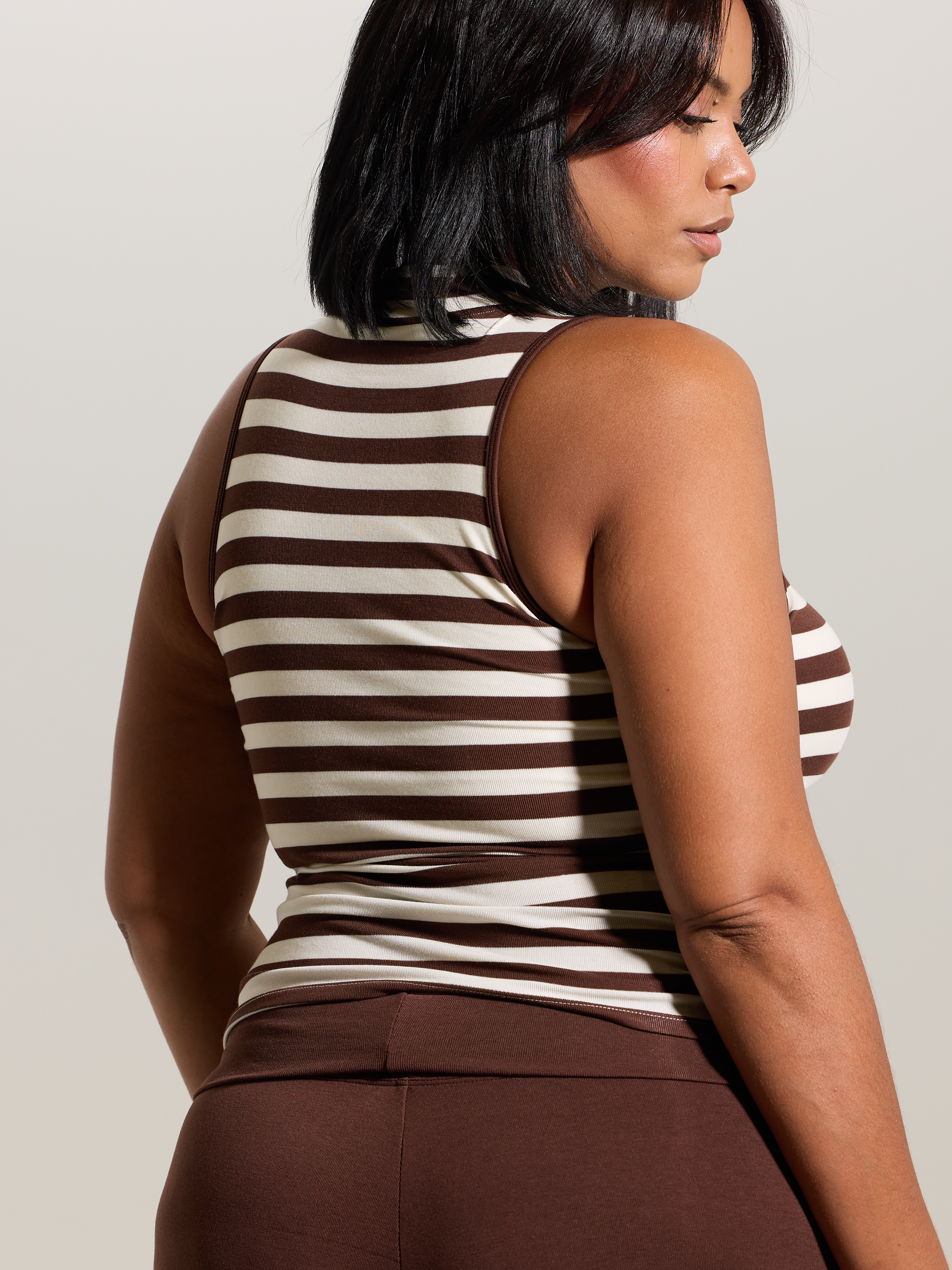 Mock Neck Padded Tank – Build-in Padding