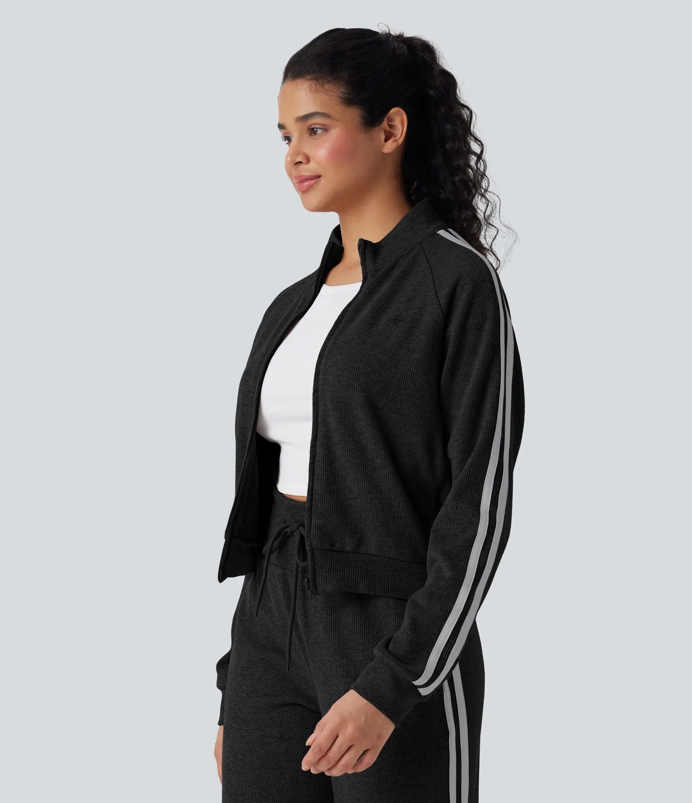 The Luxe Ribbed Lounge Set – High-Waisted Comfort Meets Effortless Chic