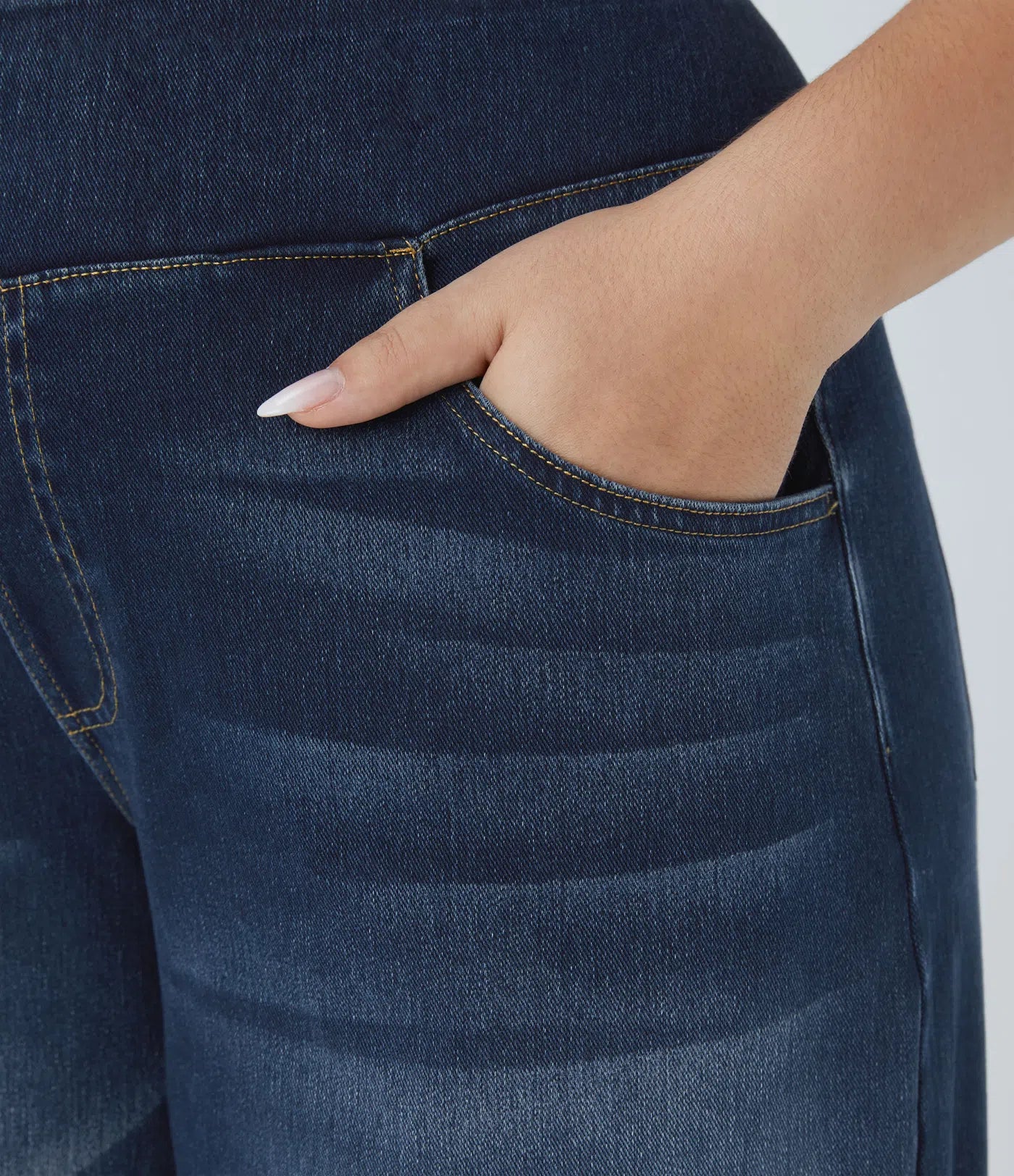 High-Waist Wide-Leg Jeans – Stretch Fit