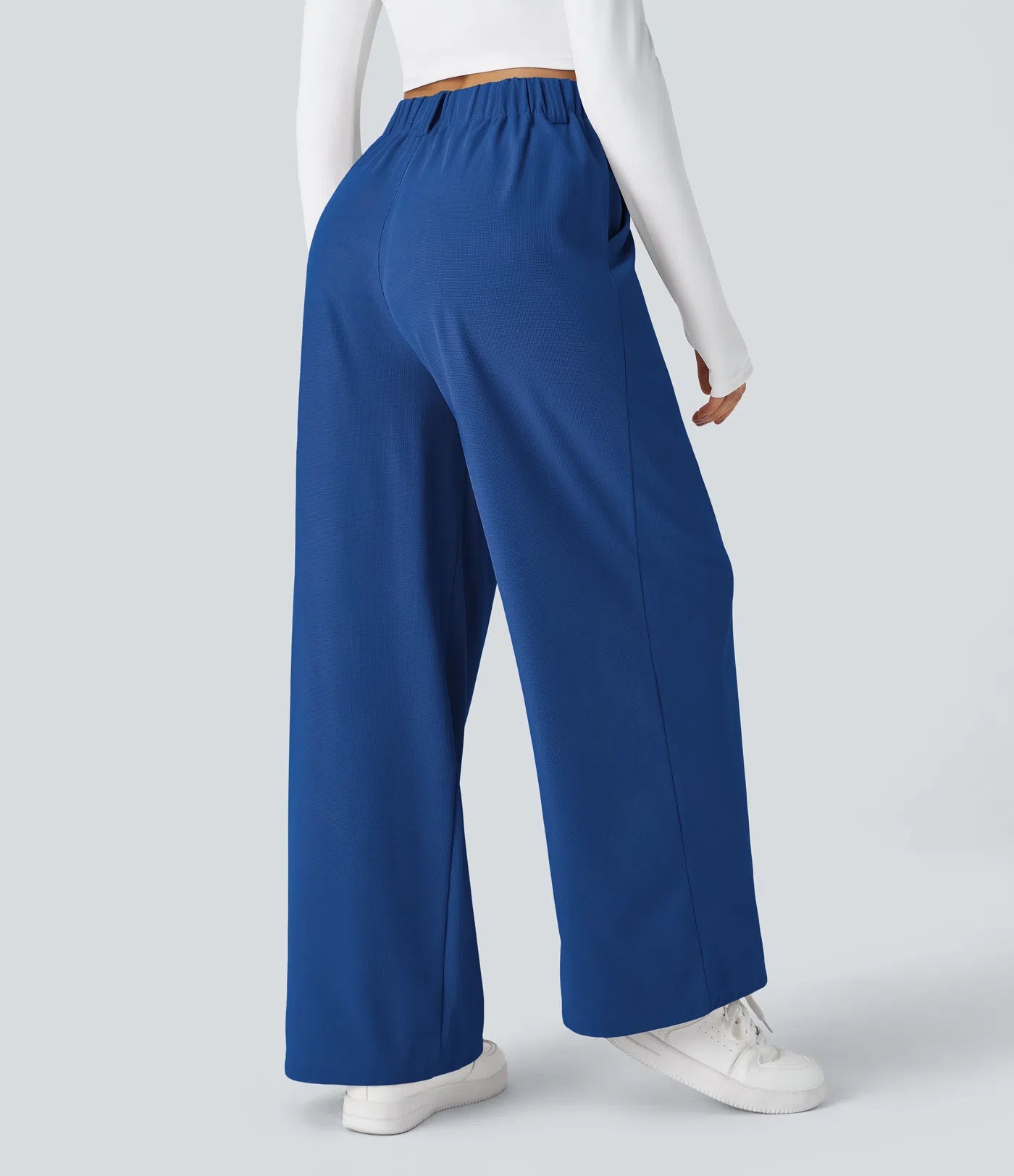 Embossed Wide-Leg Tailored Pants – High-Waist Fit