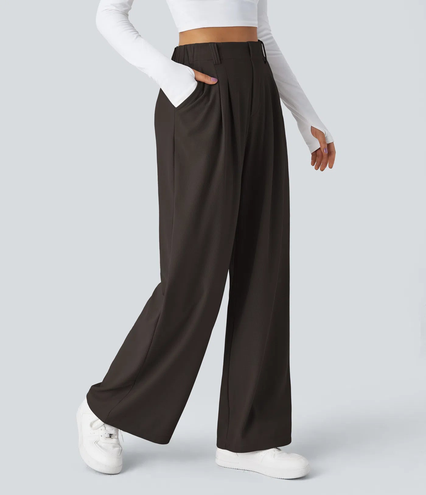 Embossed Wide-Leg Tailored Pants – High-Waist Fit