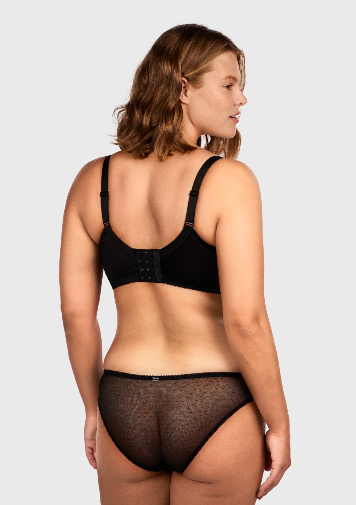 (Cardi B recommends)Enchante Unlined Lace Underwire Bra