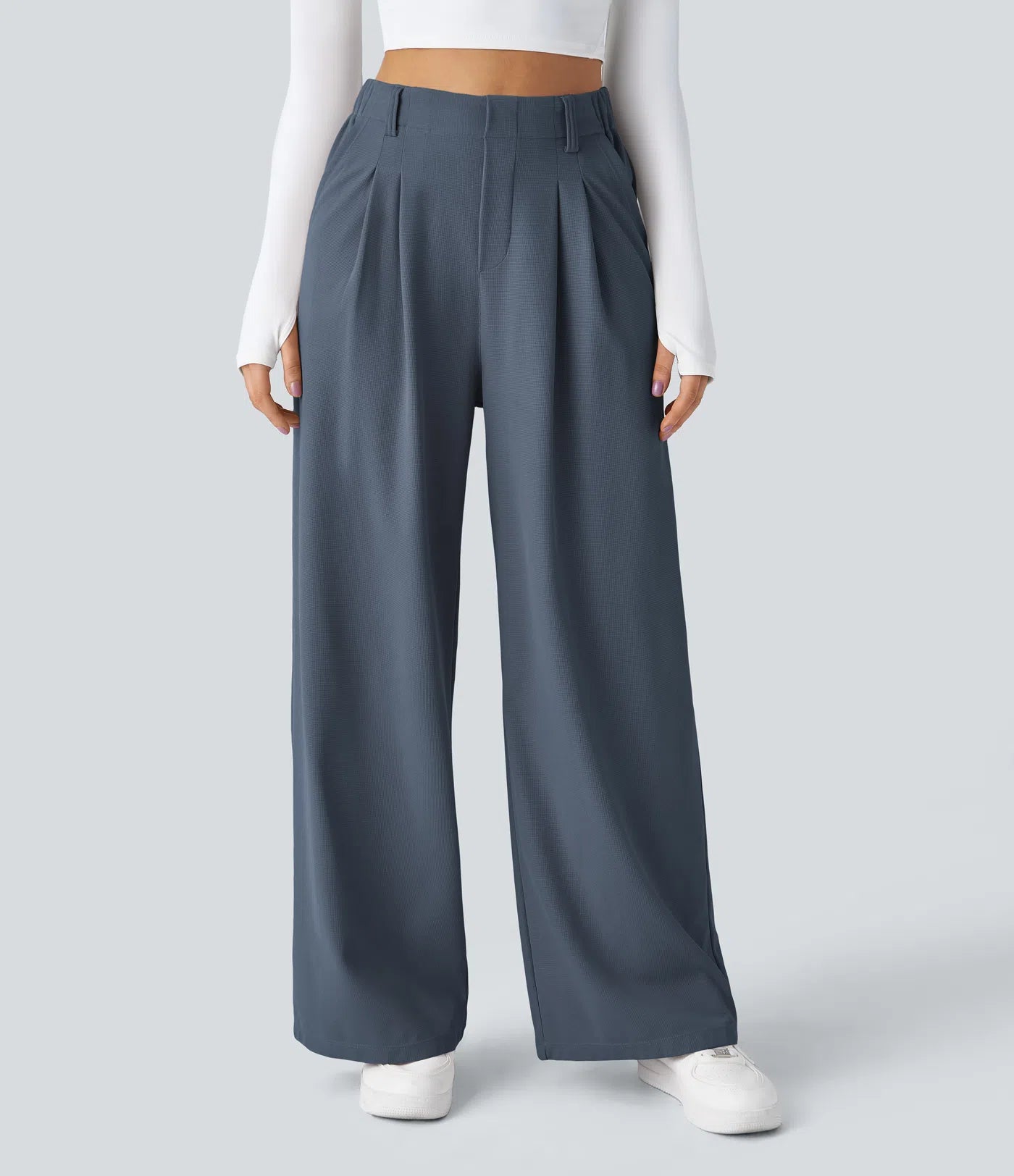 Embossed Wide-Leg Tailored Pants – High-Waist Fit