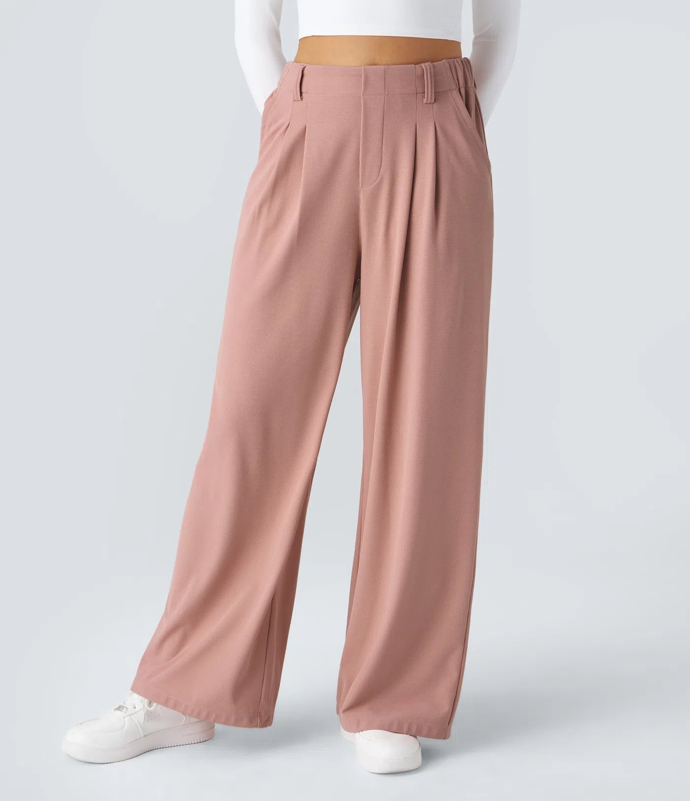Embossed Wide-Leg Tailored Pants – High-Waist Fit