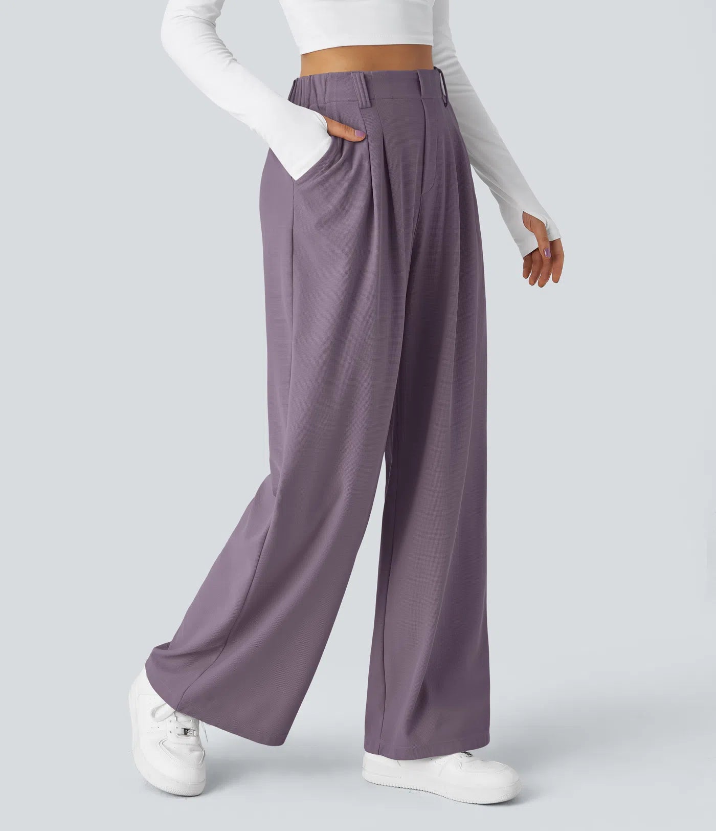 Embossed Wide-Leg Tailored Pants – High-Waist Fit