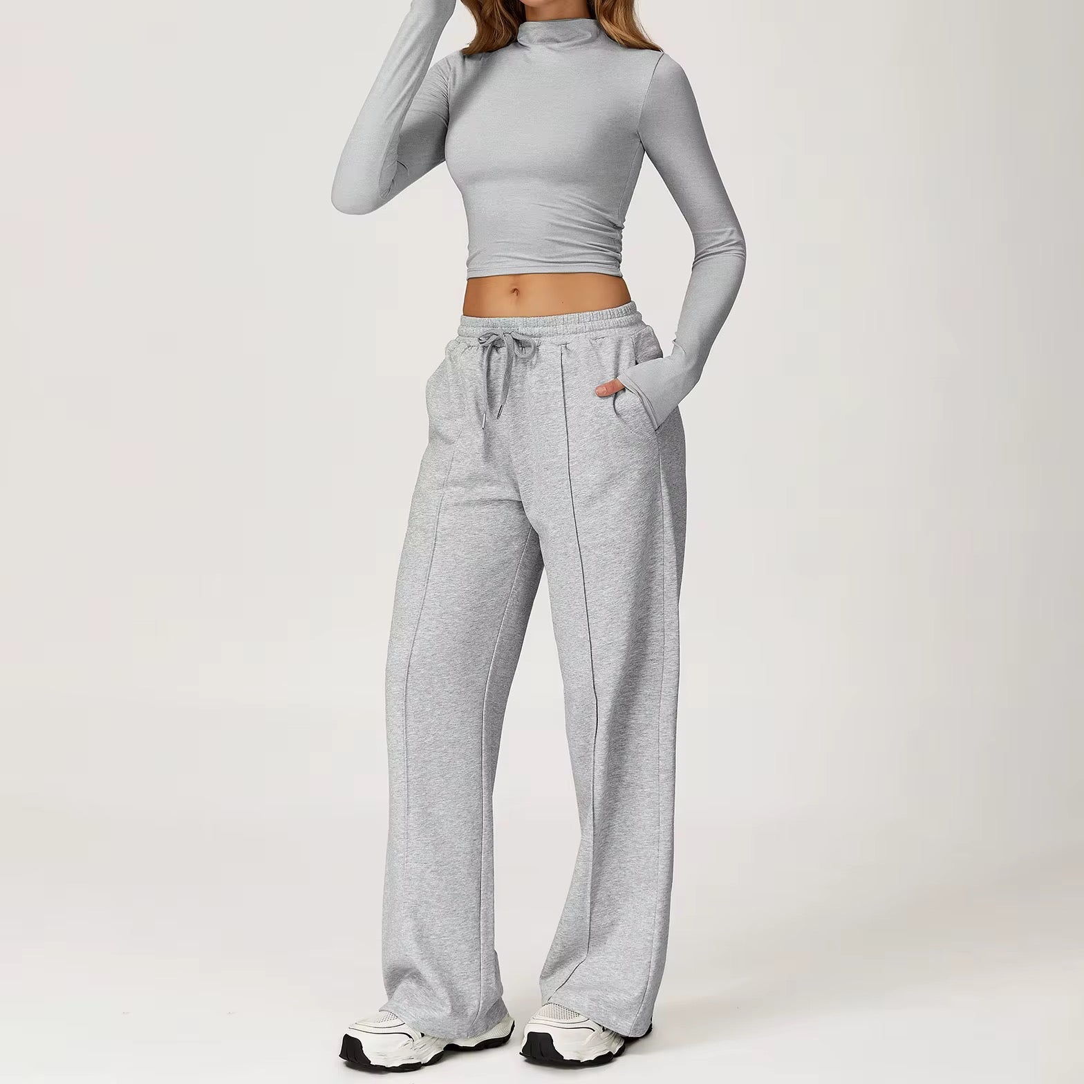 Matching Lounge Set – Long-Sleeve Crop & Wide-Leg Pants