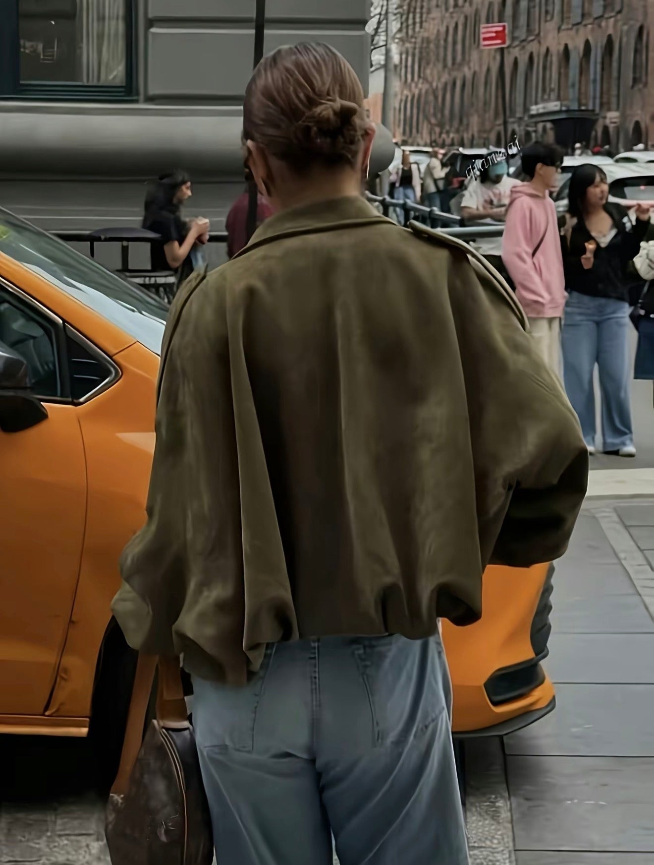 Vintage Oversized Suede Bomber Jacket - Relaxed Zip Fit