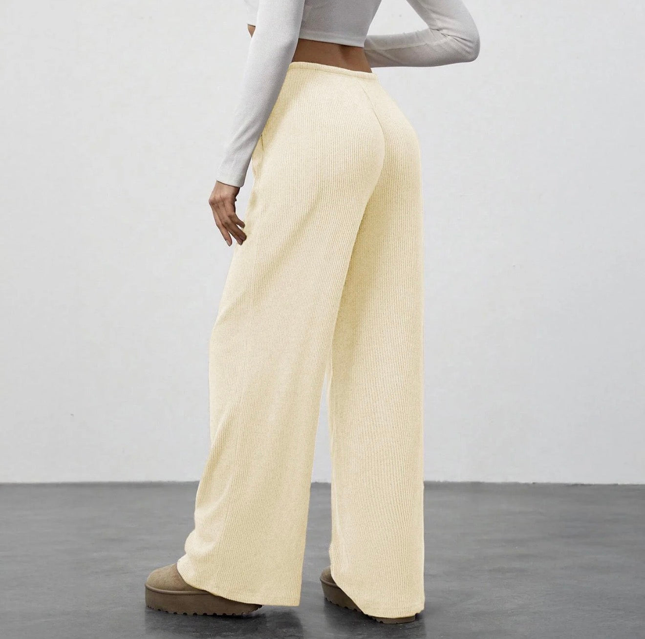 Casual Wide-Leg Track Pants – High Waist Style