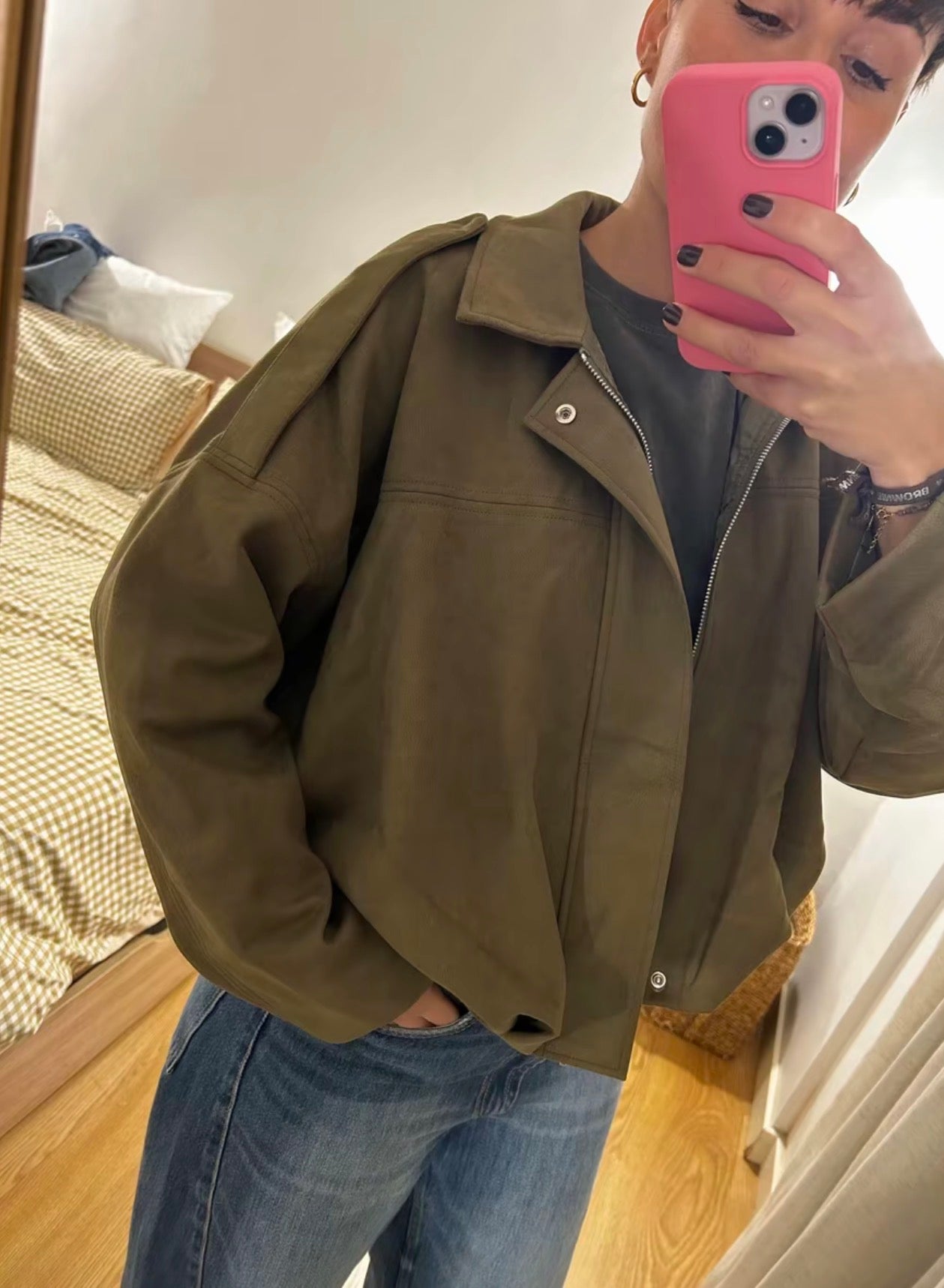 PHOTO Vintage Oversized Suede Bomber Jacket - Relaxed Zip Fit