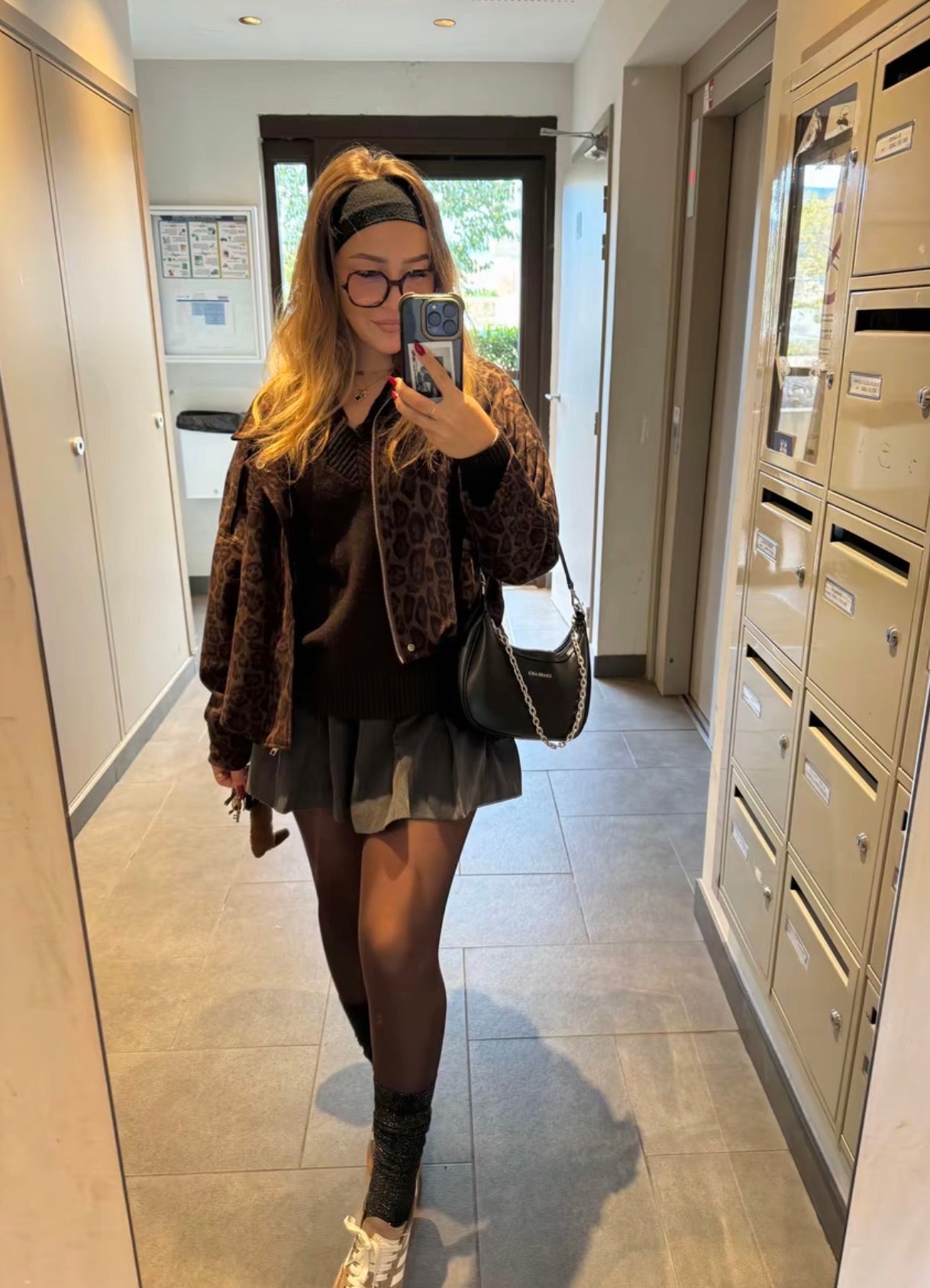 PHOTO Vintage Oversized Suede Bomber Jacket - Relaxed Zip Fit