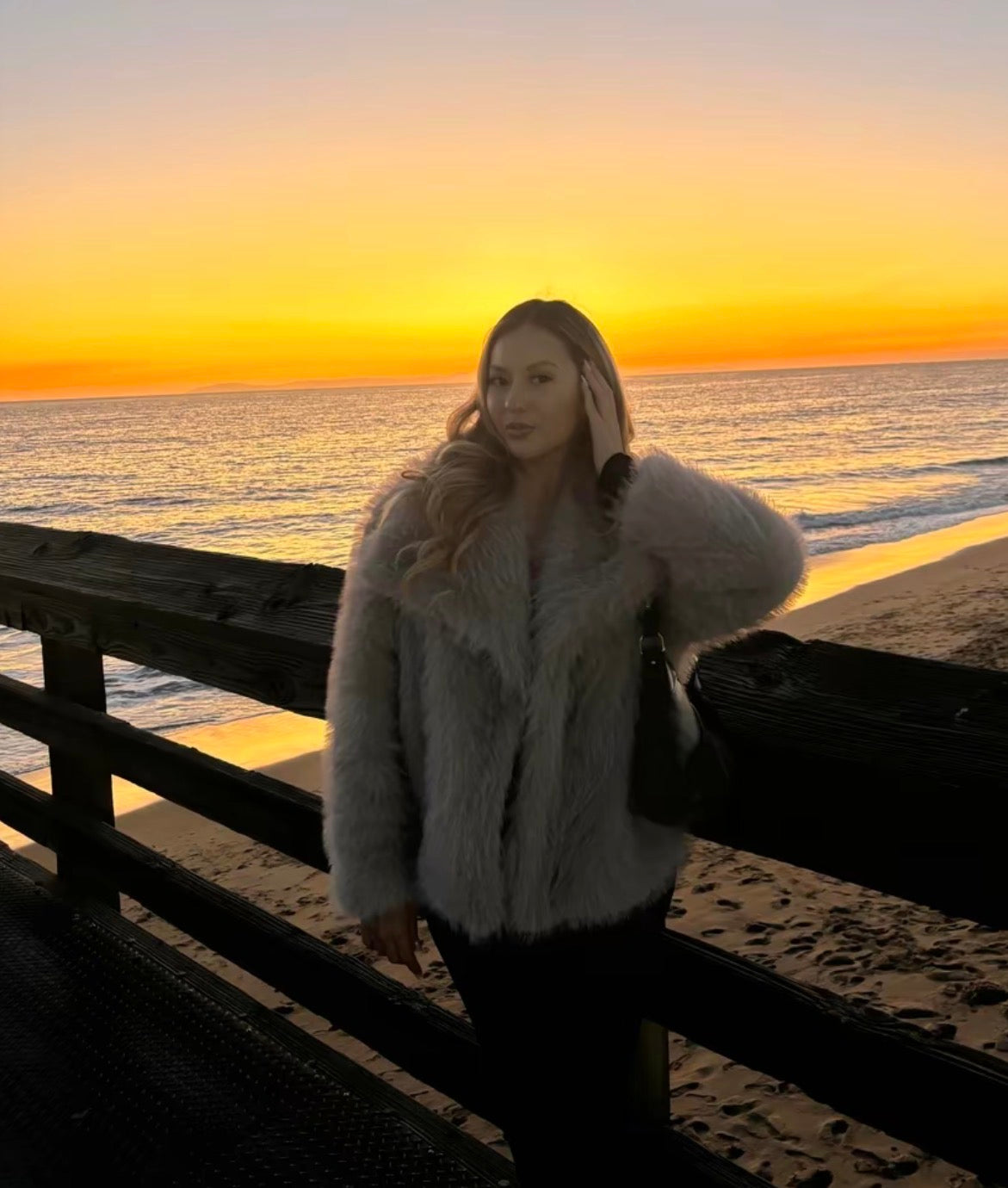 PHOTO Plush Faux-Fur Jacket – Oversized Collar, Luxe Soft Touch