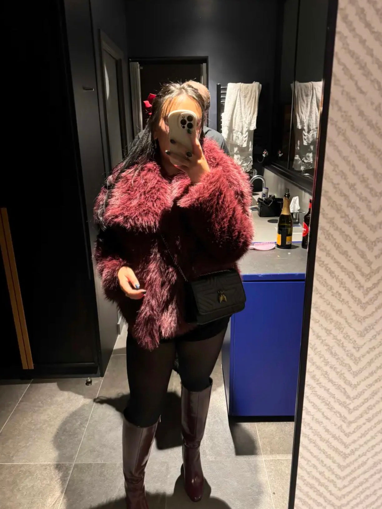 PHOTO Plush Faux-Fur Jacket – Oversized Collar, Luxe Soft Touch