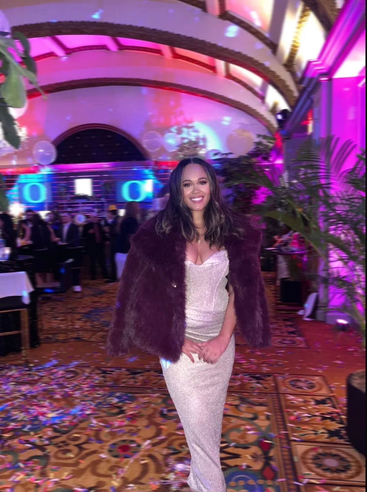 PHOTO Plush Faux-Fur Jacket – Oversized Collar, Luxe Soft Touch