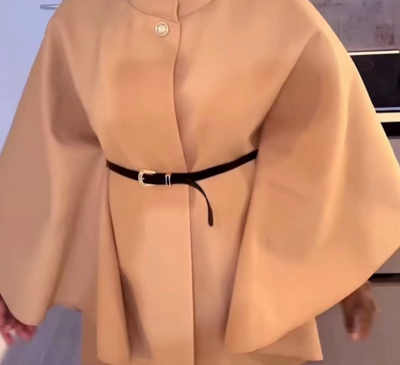 PHOTO Belted High-Neck Cape – One Size Oversized Fit